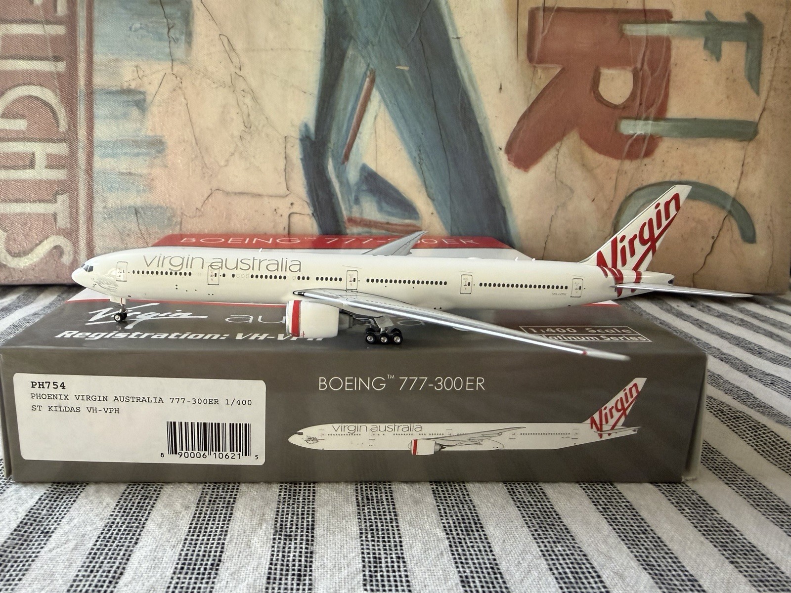 Phoenix 1:400 Virgin Australia Boeing B777-300ER 