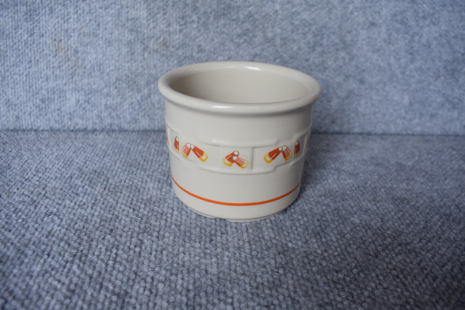 Longaberger CANDY CORN 1 Pint Crock Halloween Pottery EUC