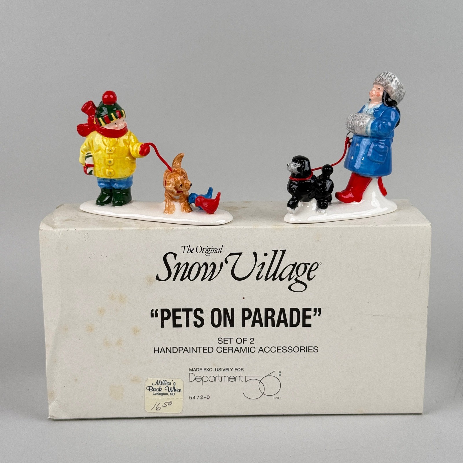Department 56 Snow Village Pets on Parade Ceramic Figurine Set 2pc 5472-0 NOS