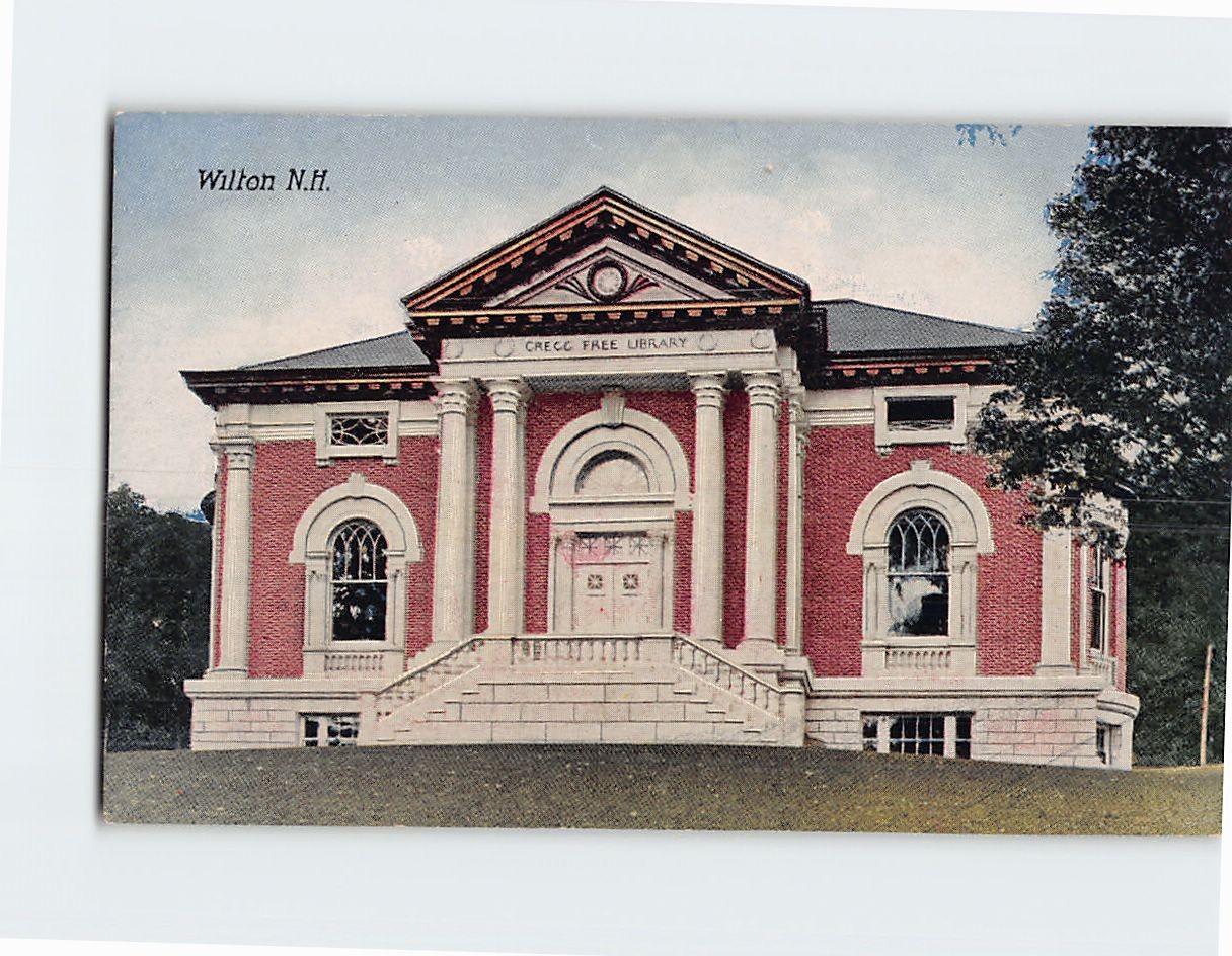 Postcard Gregg Free Library Wilton USA