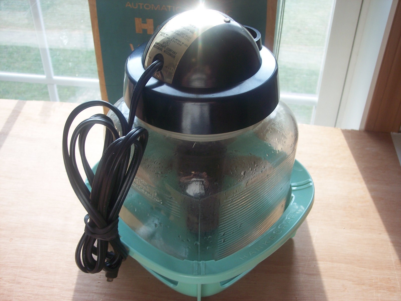 Vintage Hankscraft Vaporizer Humidifier model 202-B 1 gallon WORKS GREAT Vintage Hankscraft Vaporizer Humidifier model 202-B 1 gallon WORKS GREAT