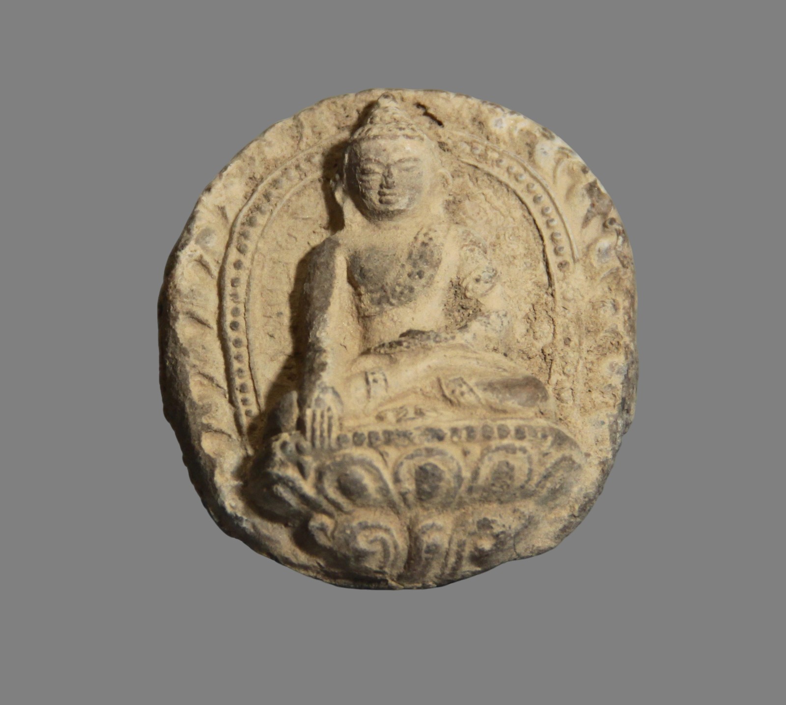 Tibet 1500s Old Antique Buddhist Clay Tsa Tsa Buddha Statue Sakyamuni Buddha