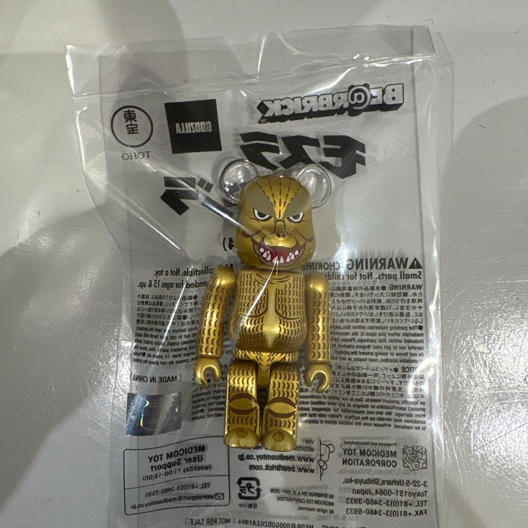 BE@RBRICK Godzilla 1964 Gold Paint 100% Godzilla Store Nagoya Novelty Promo Rare