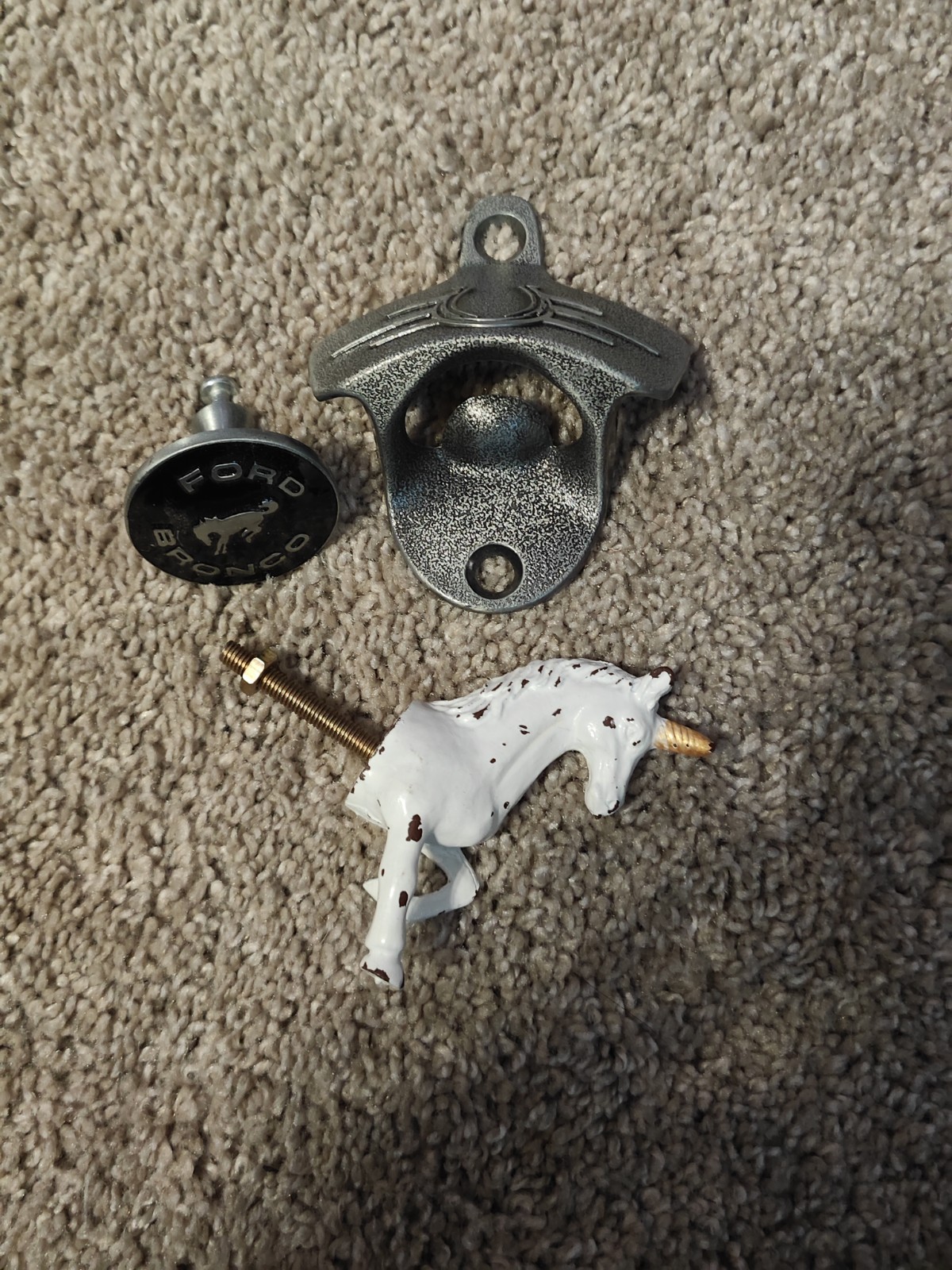 Lot Of VINTAGE LUCKY HORSESHOE Wall Mounted Bottle Opener Ford Knob 