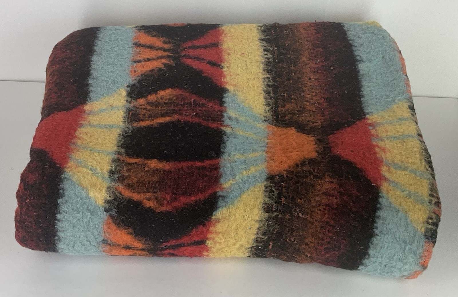 Vintage Retro Wool Blanket 136X 164cm Aztec geometric Design
