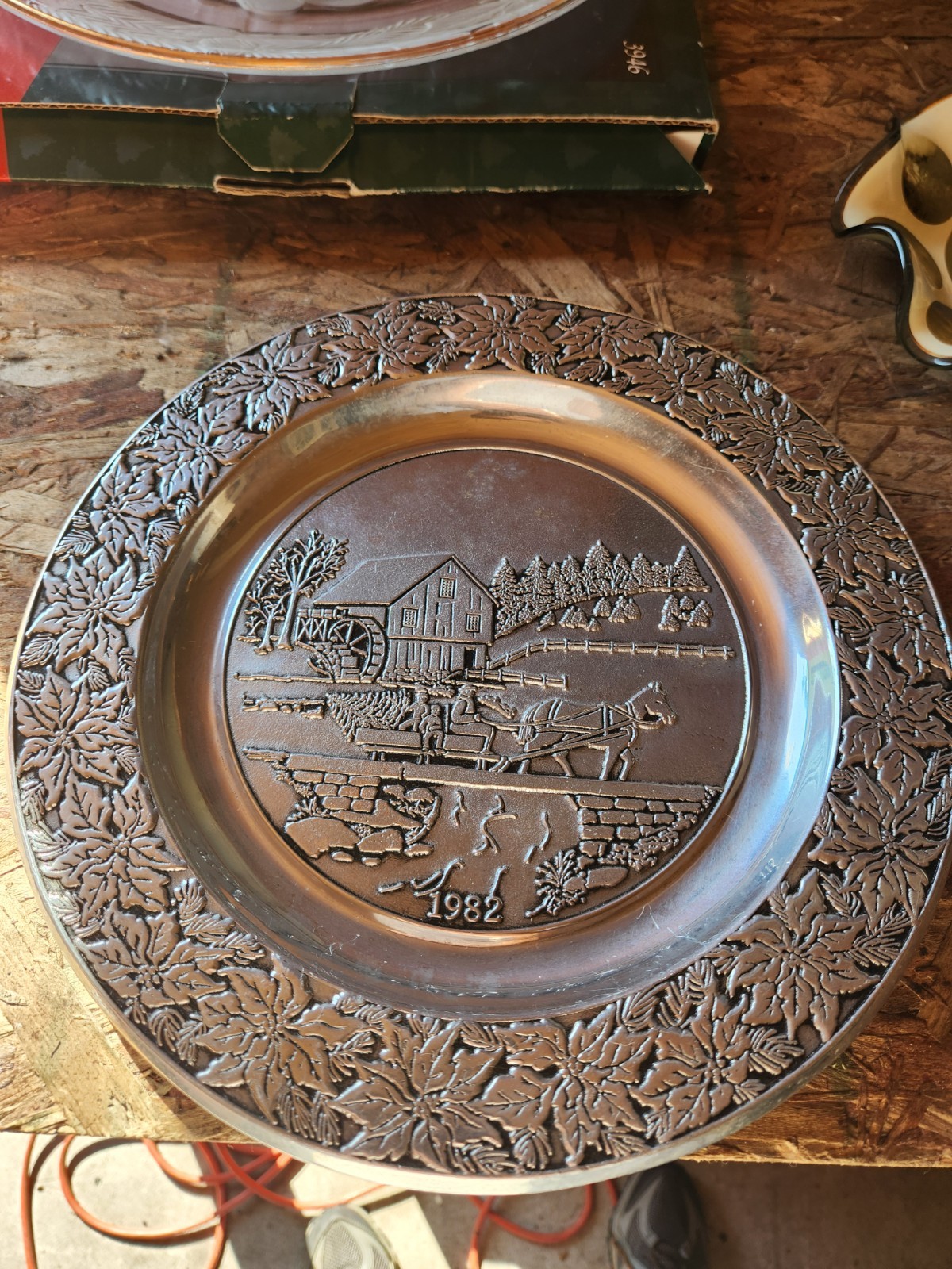 Wilton 1982 Columbia PA USA Bronze Metal Relief Collector Plate Hanging Floral Wilton 1982 Columbia PA USA Bronze Metal Relief Collector Plate Hanging Floral