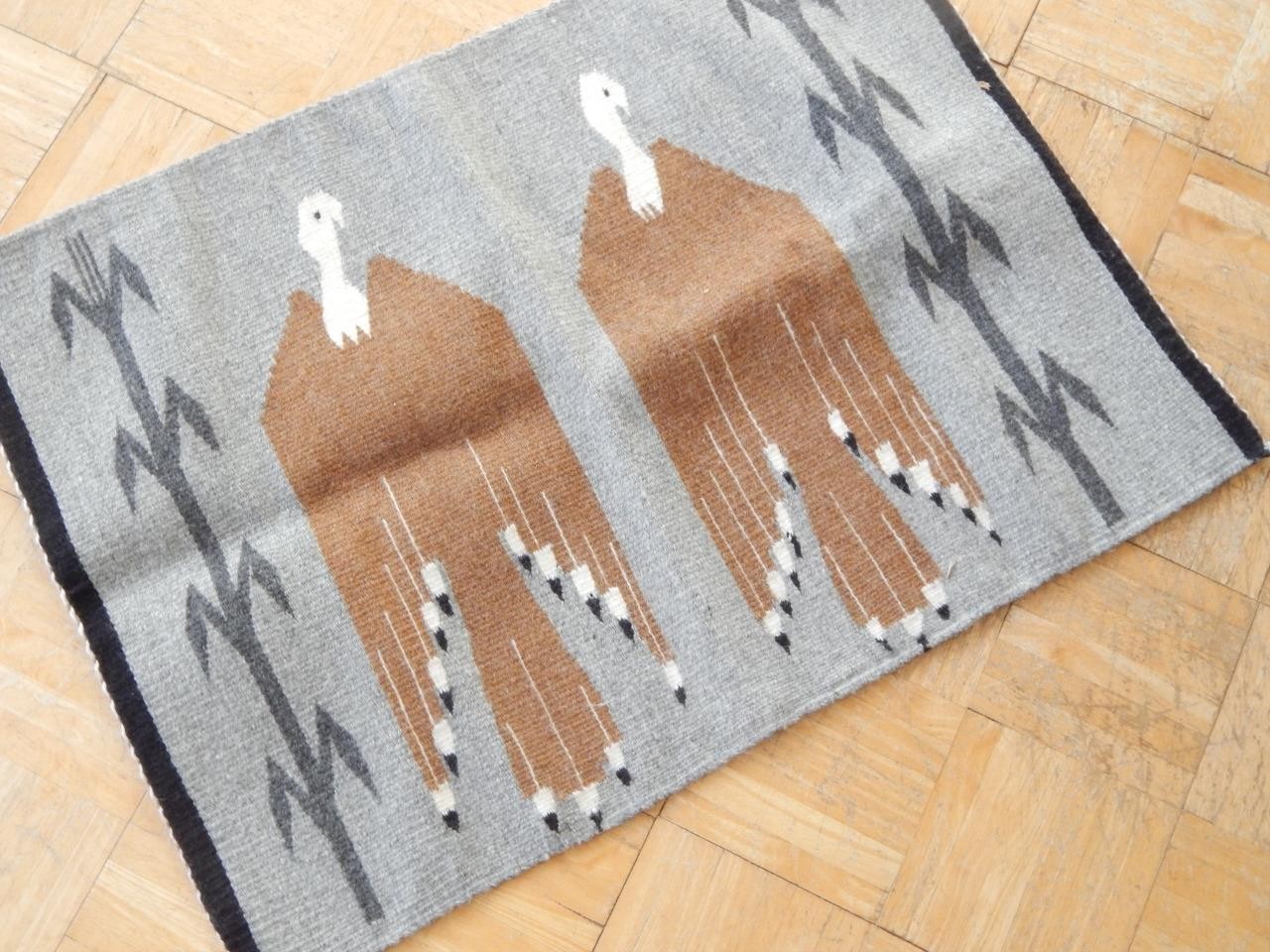 VINTAGE NAVAJO INDIAN RARE DSGN VULTURE / BUZZARD / TURKEY + CORN PICTORIAL RUG
