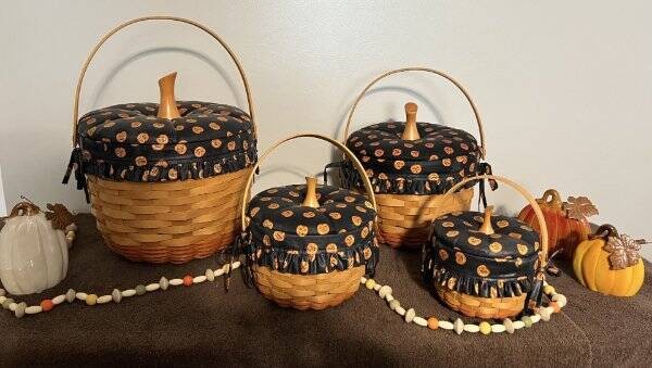 LONGABERGER SET OF 4 HALLOWEEN FALL PUMPKIN BASKETS + LINERS + PROTECTORS + LIDS