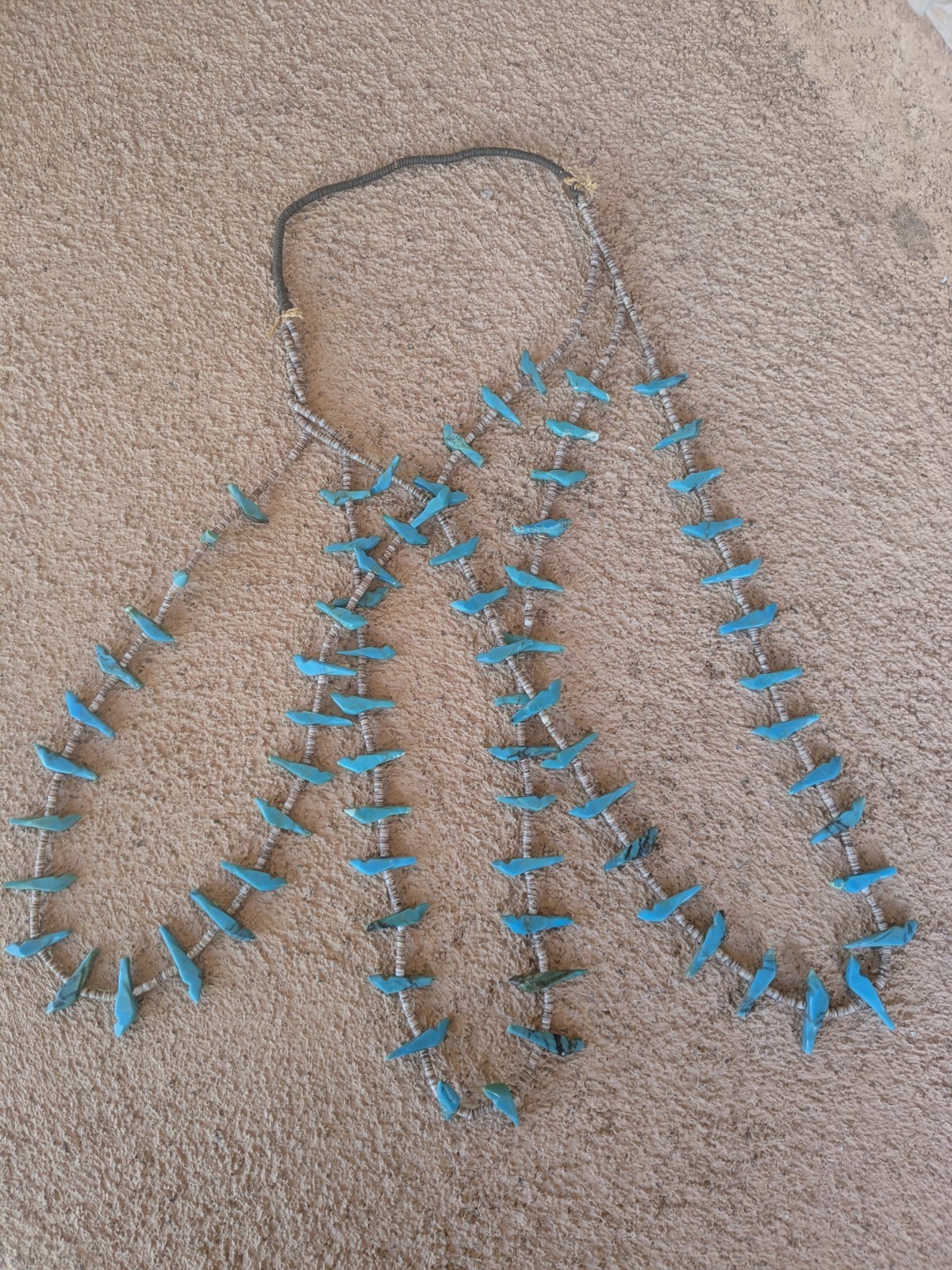 Vintage Zuni Triple Strand Hand Carved Turquoise Bird Fetish Necklace Heishi