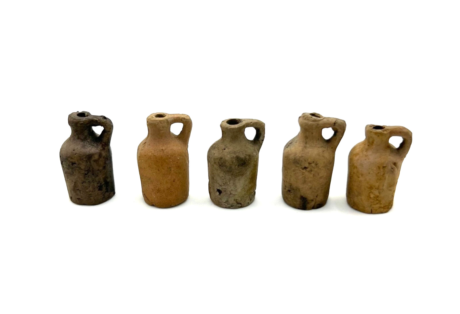 Vintage Antique Miniature Clay Little Brown Whiskey Jugs Stoneware Toy Set of 5 Vintage Antique Miniature Clay Little Brown Whiskey Jugs Stoneware Toy Set of 5