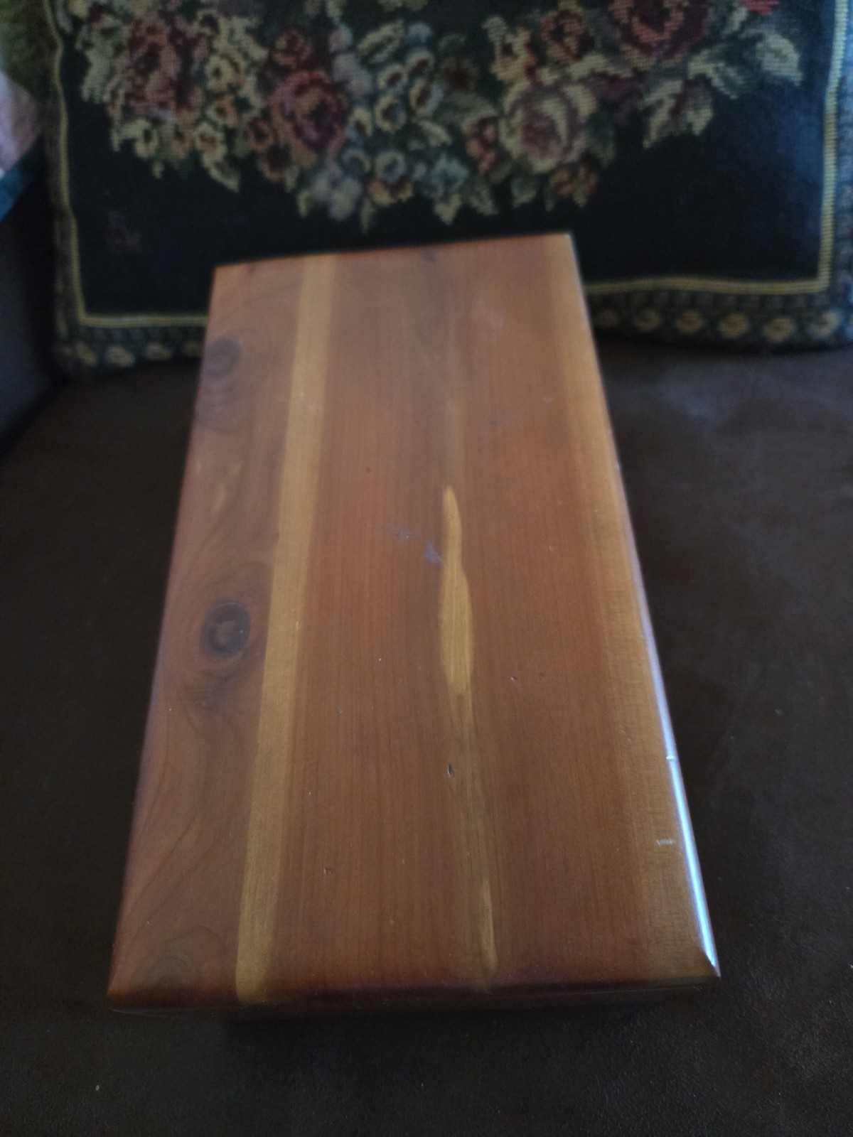 Vintage Lane Cedar Chest Jewelry Box No Key