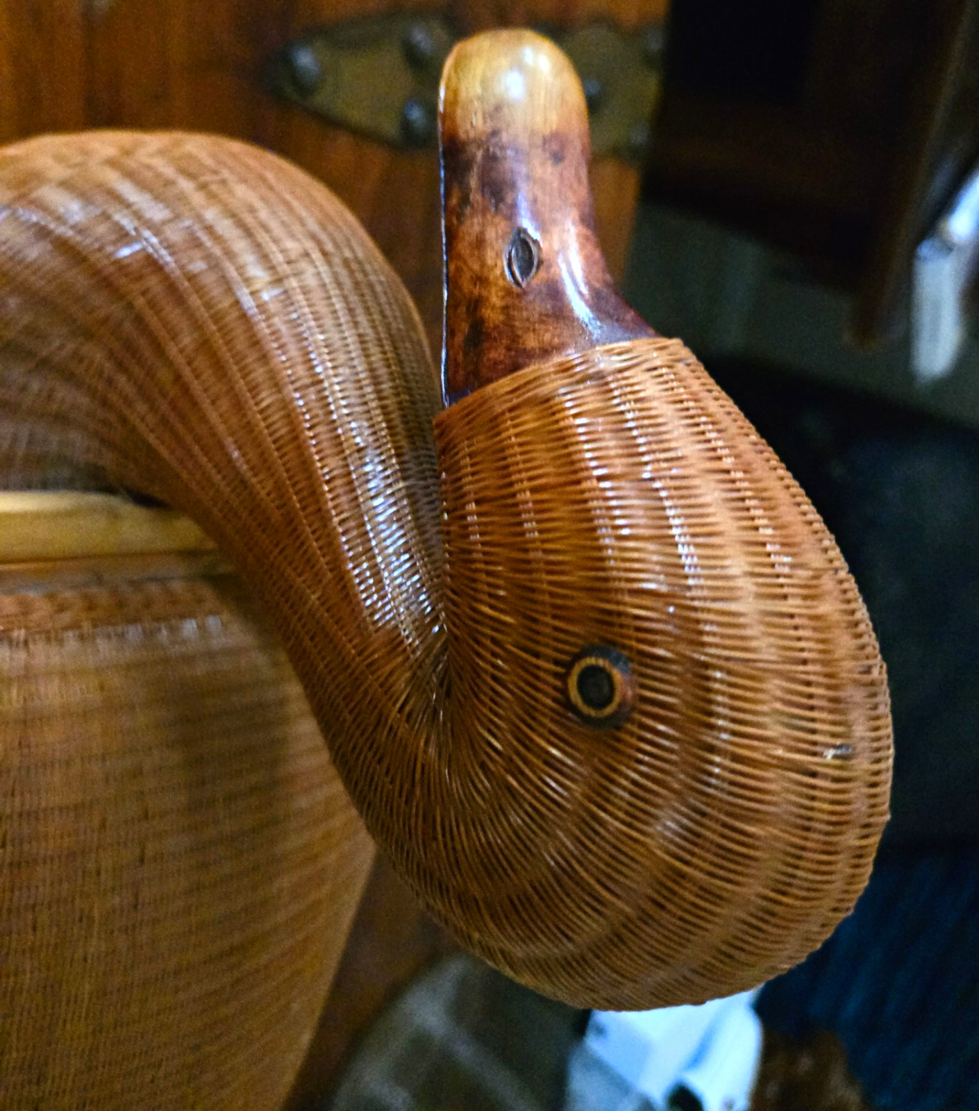 Duck-Shaped Wicker Basket Decorative Container with Removable Lid Vintage