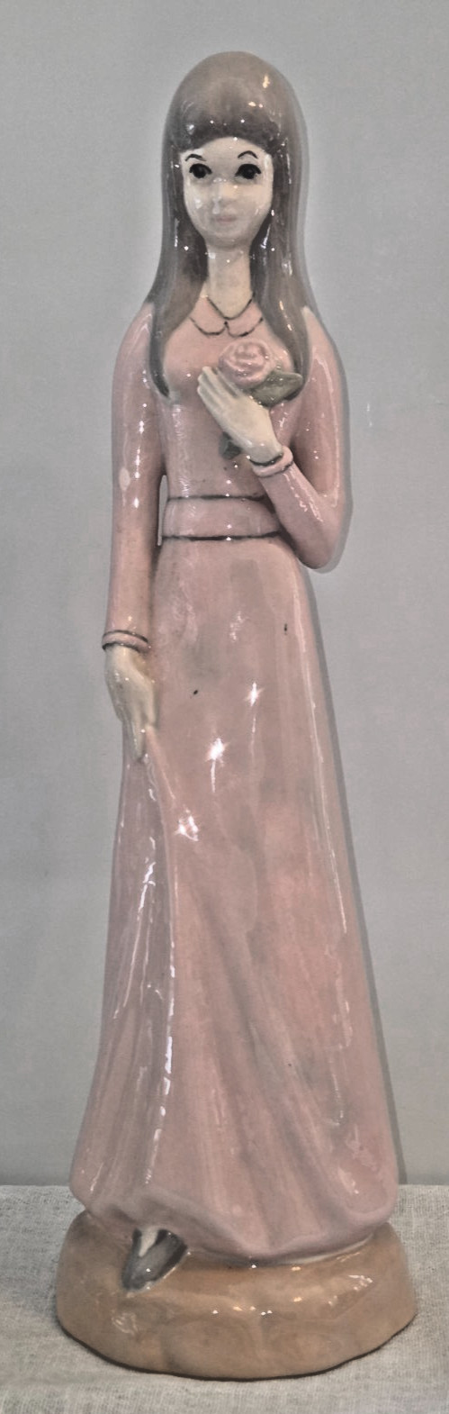 VTG R Beck Porcelain Lady w/Rose Lladro Style VTG R Beck Porcelain Lady w/Rose Lladro Style