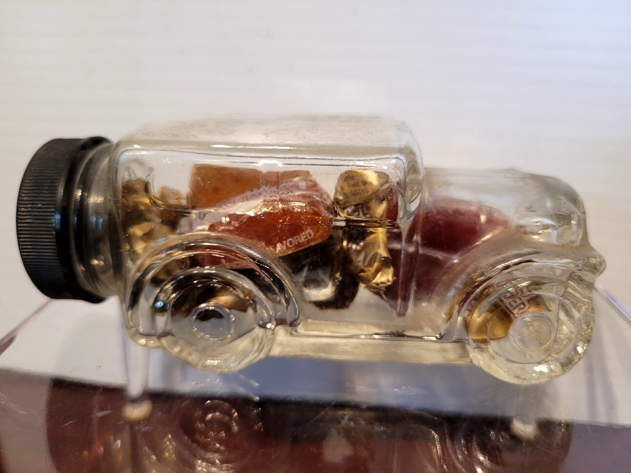 VTG CLEAR 1930\'S SEDAN CAR GLASS CANDY CONTAINER  w/ BLACK CLOSURE & PRODUCT #2