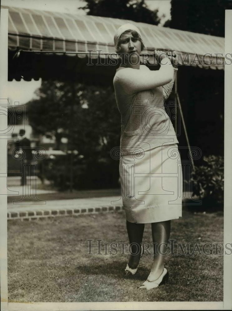 1929 Press Photo Mrs L Federman at annual Women\'s Invitation golf tournament, NY 1929 Press Photo Mrs L Federman at annual Women\'s Invitation golf tournament, NY