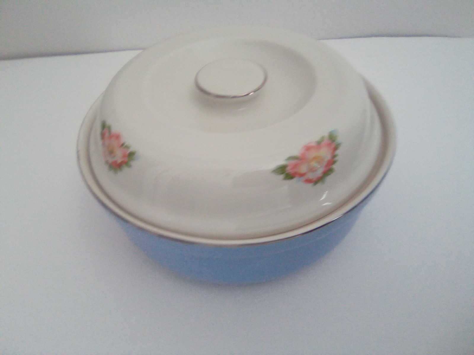 Hall Vintage Cottage Blue Pink Floral Casserole Dish and Lid Silver Trim