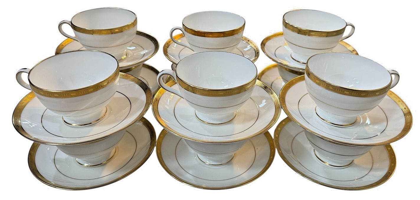MINTON BONE CHINA ENGLAND WINCHESTER PATTERN FOOTED CUPS & SAUCERS SET OF 12