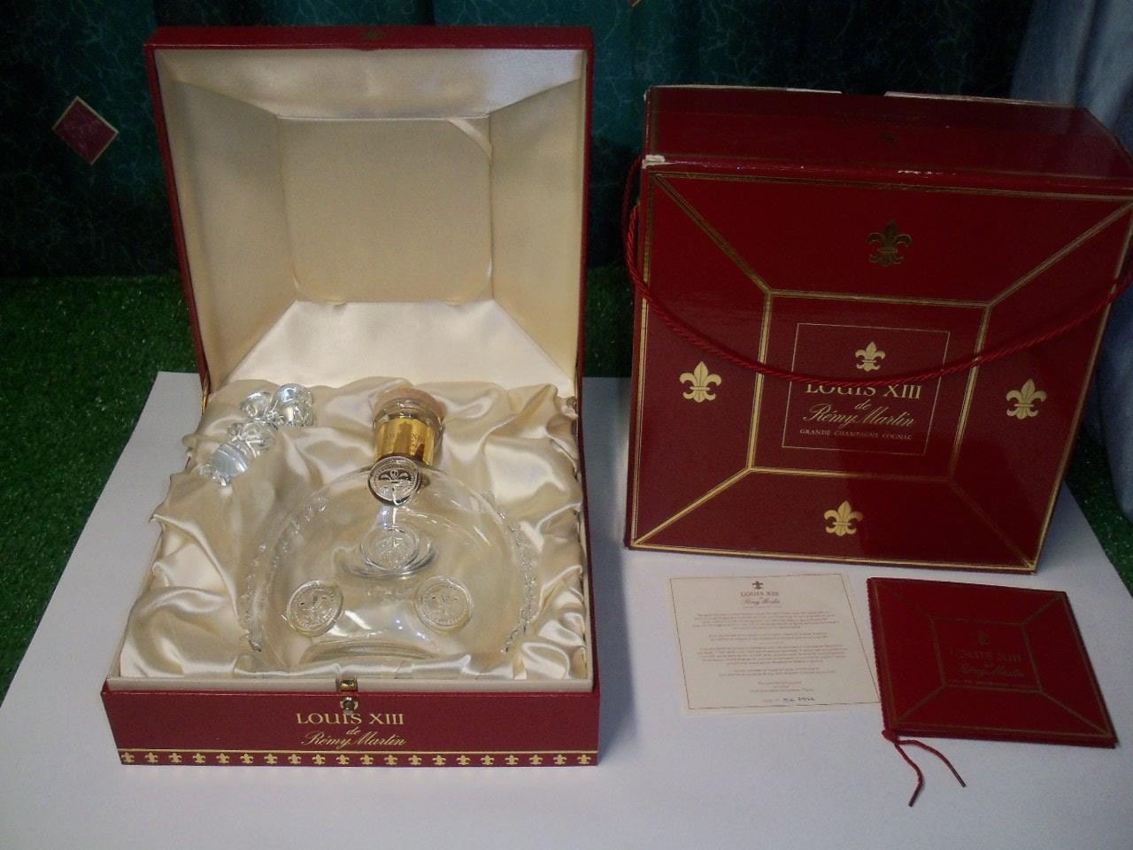 Remy Martin Louis XIII Cognac Baccarat Crystal Empty Bottle w box, 750ml