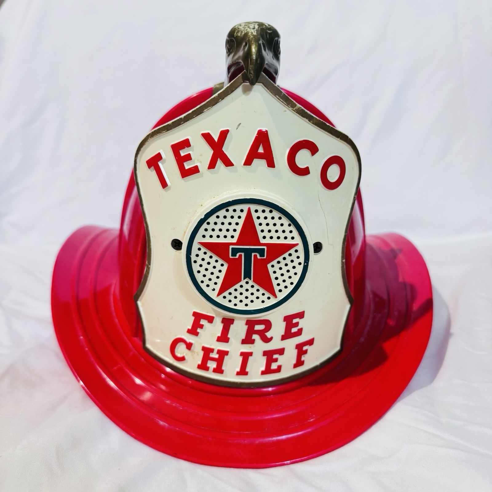 TEXACO FIRE CHIEF Red Toy Fireman Hat Helmet 1960’s Brown & Bigelow Eagle Shield