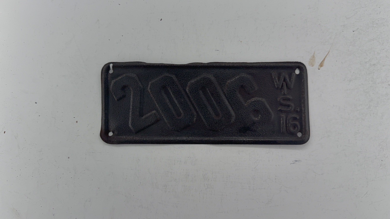 1916 Wisconsin Motorcycle License Plate 2006 Rare YOM Harley Slanted Numbers  ￼