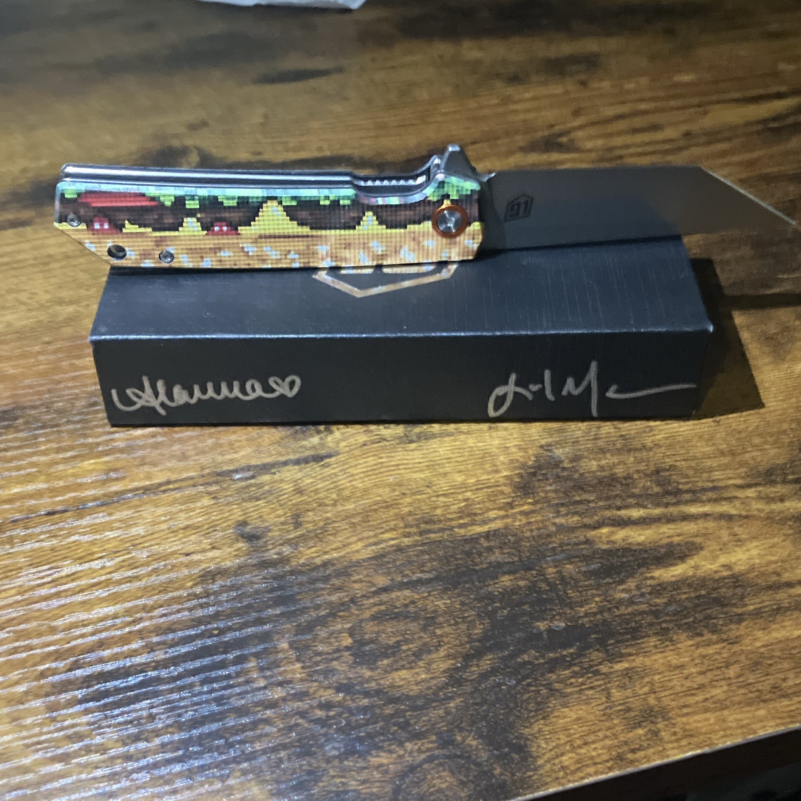 LG Luke Guy CHEESEBURGER Limited Edition D2 Folding Knife – Signed Collector Box