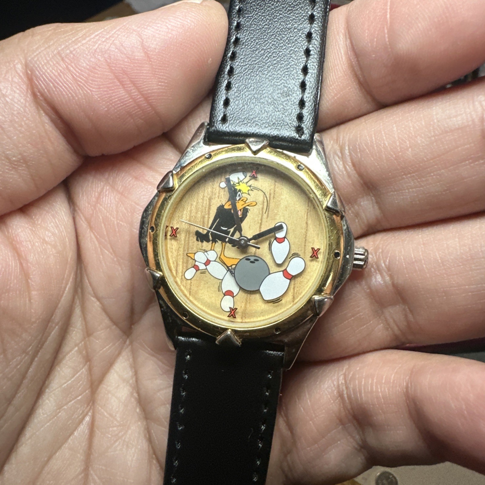 Works VTG Fossil Warner Bros Daffy Duck Watch 36mm New Battery & Leather RARE