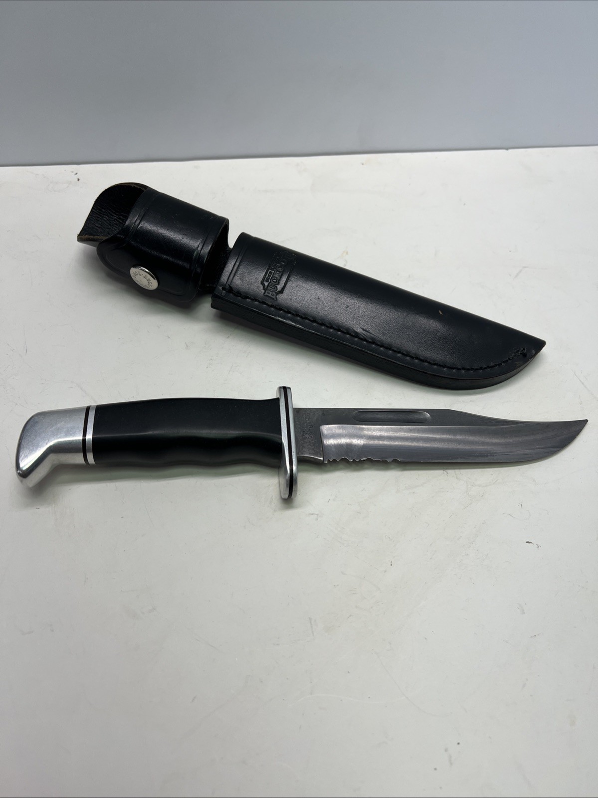 Buck Knife 119 Buckcote Serrated Fixed Blade Knife Vintage 1996 RARE