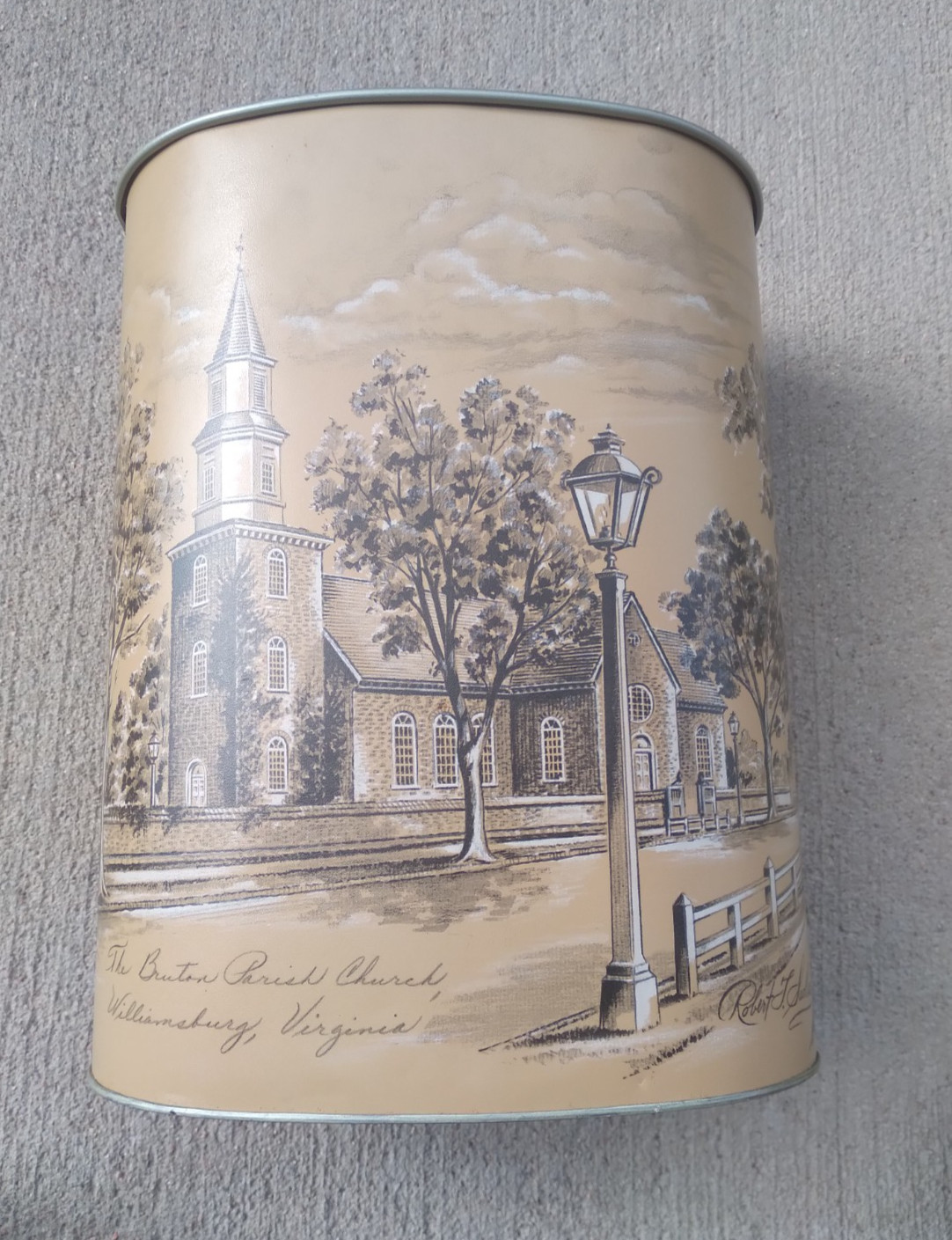 Bruton Parish Church Metal Trash Can Williamsburg Virginia CHEINCO USA Vintage