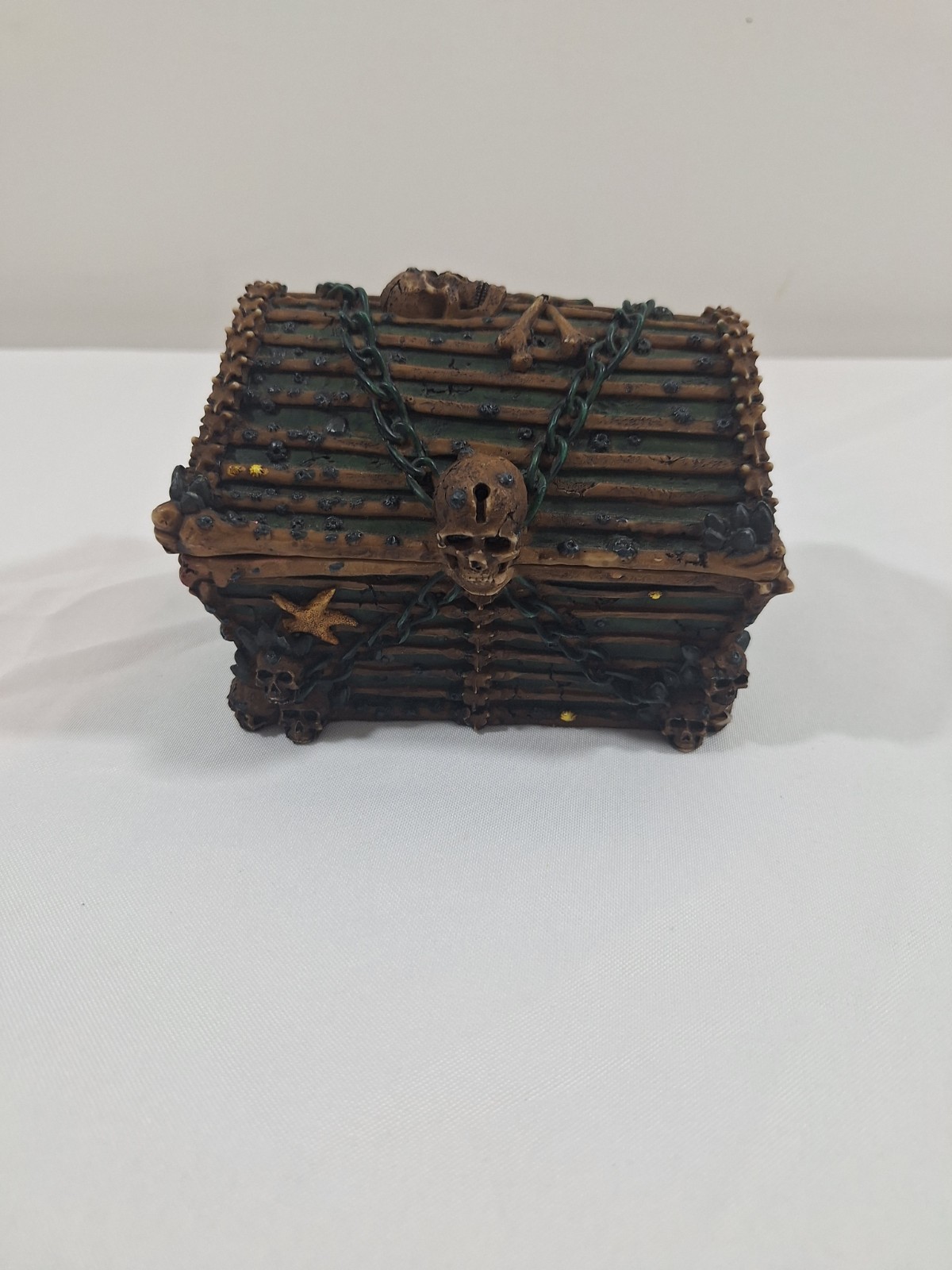 Ebros Pirate Davy Jones Skulls And Bones Treasure Chest Design Jewelry Box