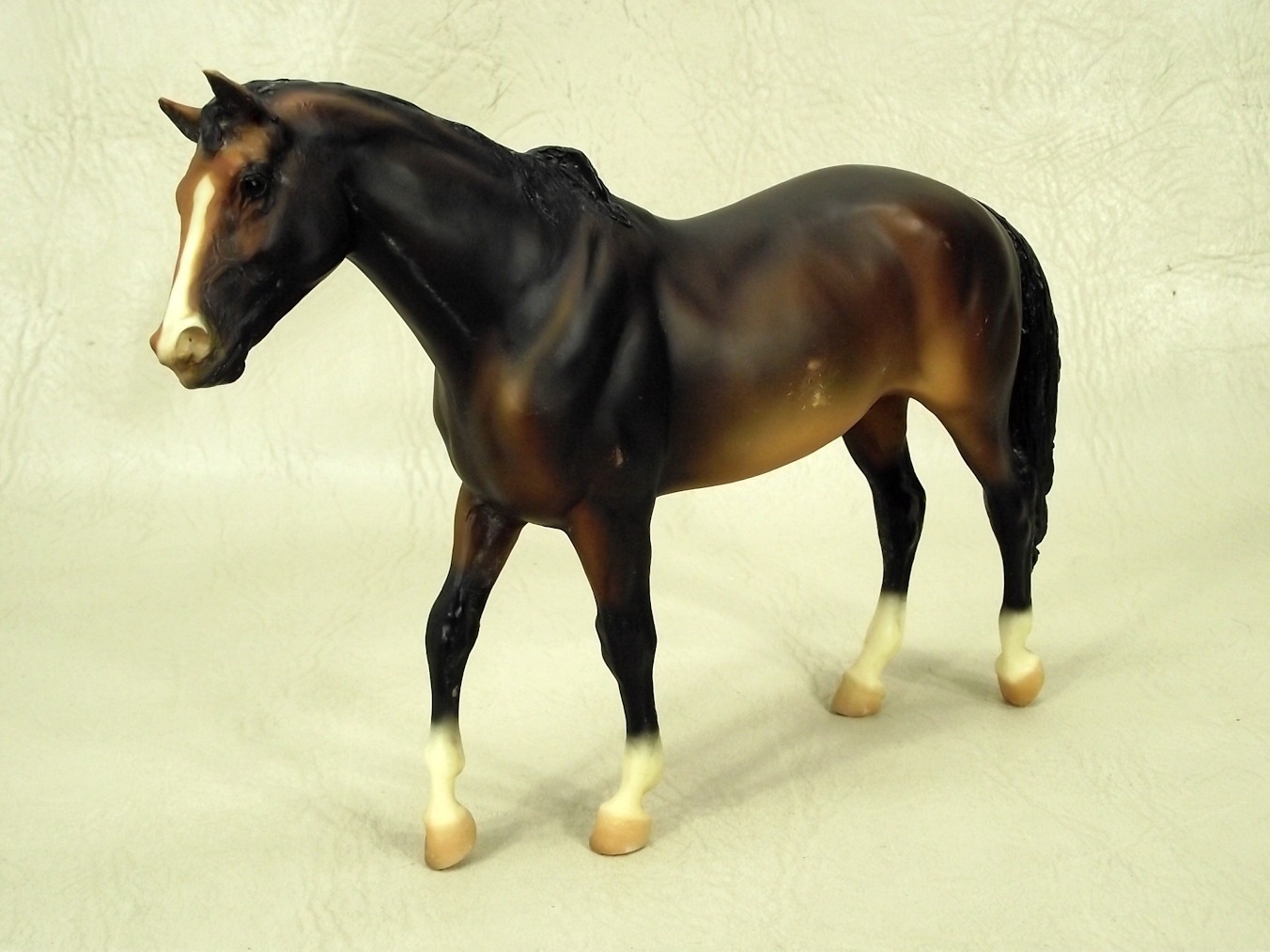 Rare Breyer Dark Bay Trail Horse 1997 Sears Dude Ranch Set San Domingo Mold Rare Breyer Dark Bay Trail Horse 1997 Sears Dude Ranch Set San Domingo Mold