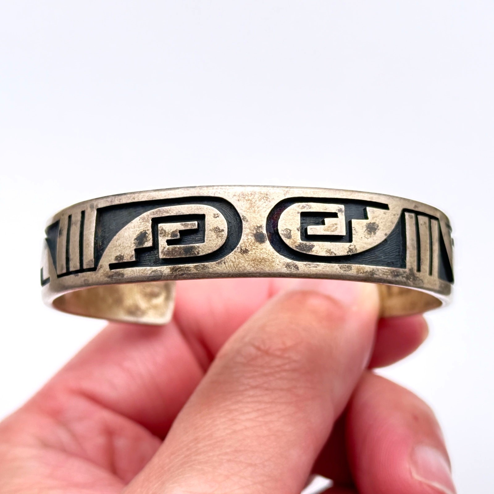 Vintage Hopi Native Andrew Saufkie Whirlwind Rain Silver Bracelet Cuff 6-3/4