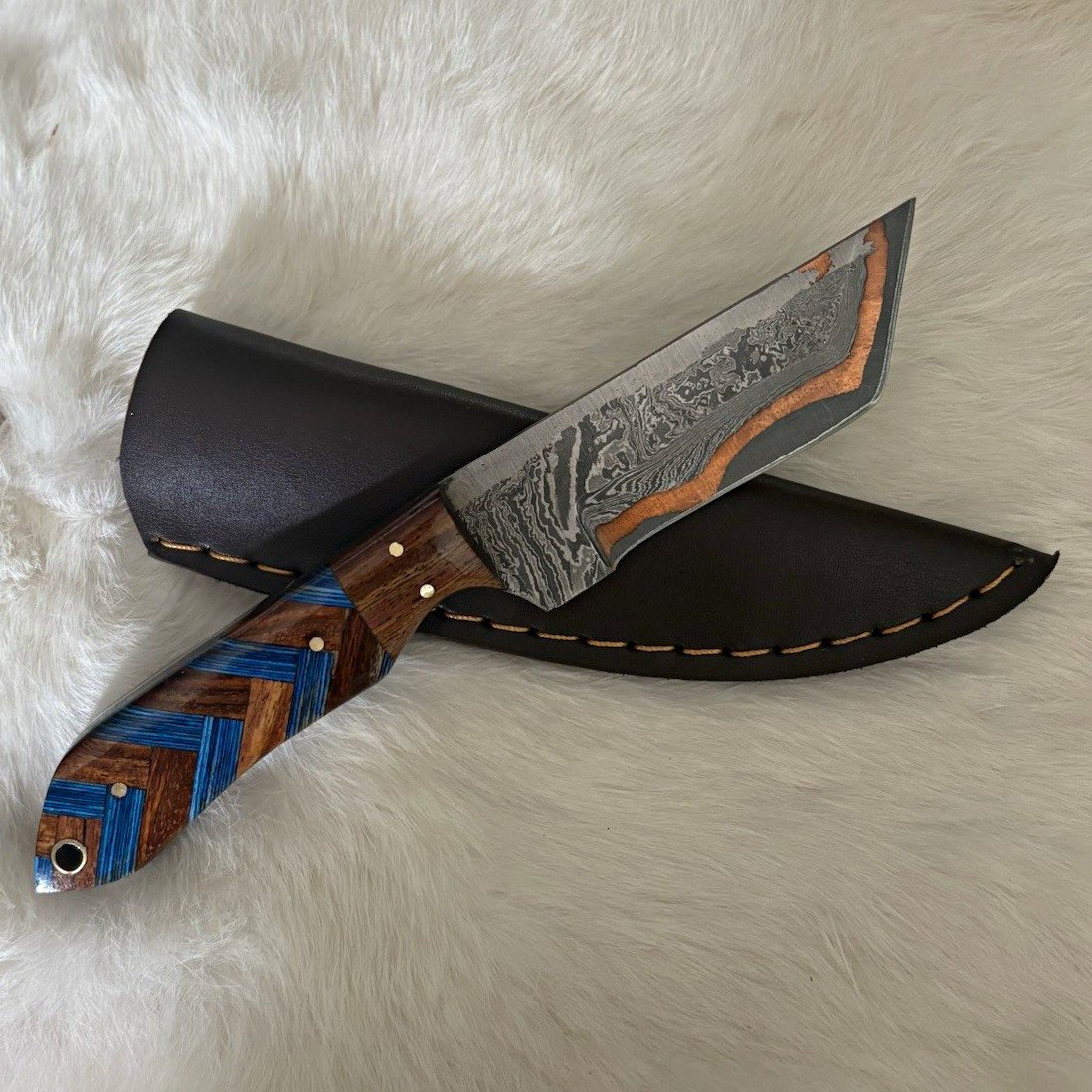 (LUXURY) Handmade Damascus Steel W/ copper blade, wood handle W/ leather sheath