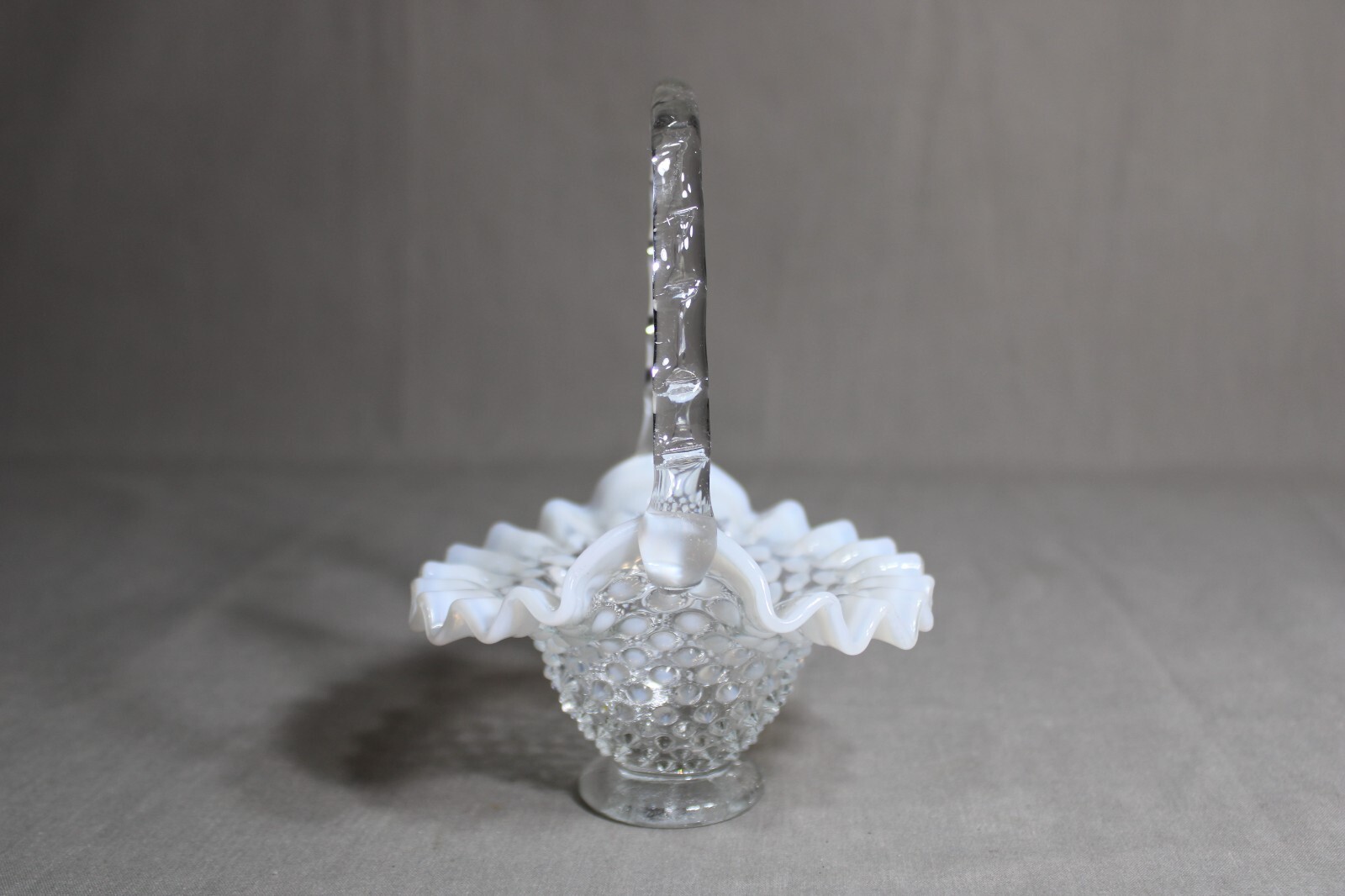 1 FENTON White Opalescent Basket With Clear Handle