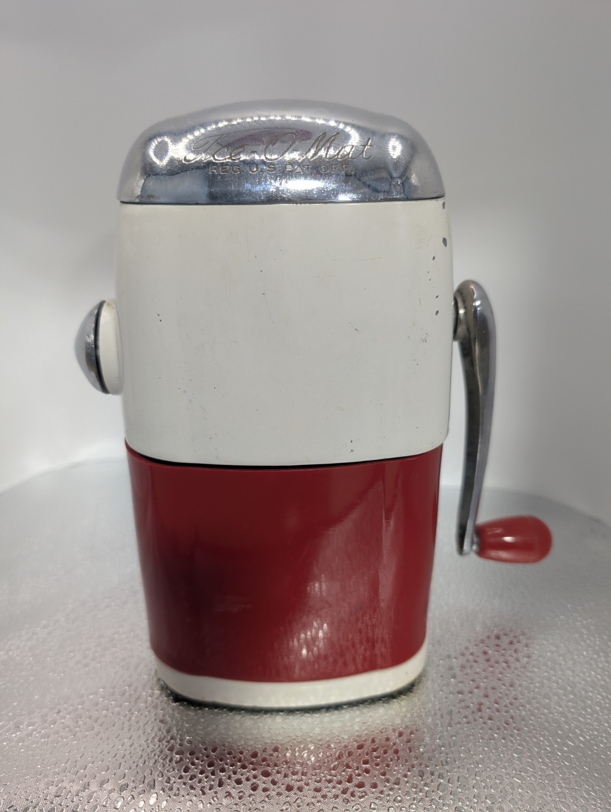 Vintage Ice O Matic Ice Crusher Metal Vogue Model Rival MFG. USA Red White Crank