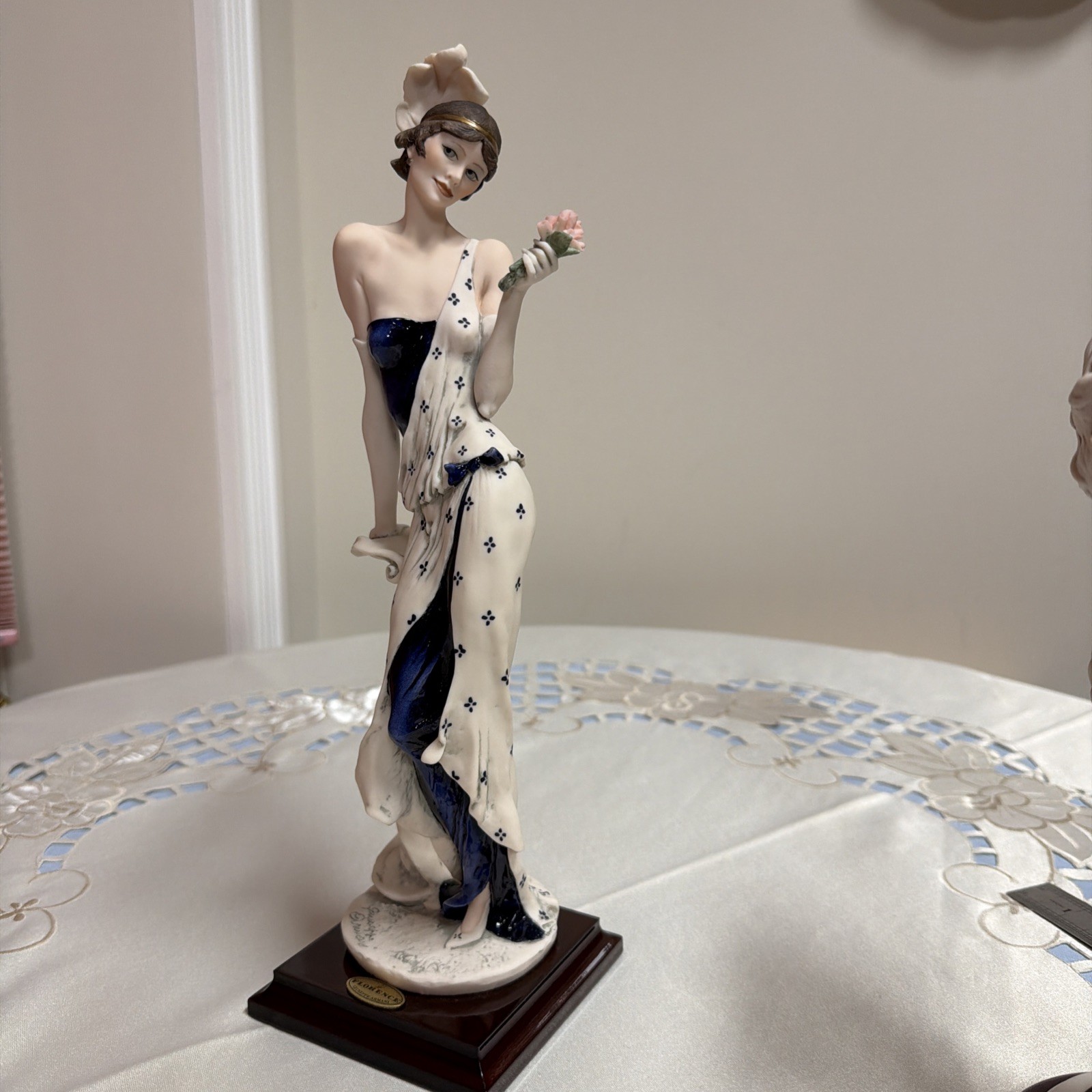 FLORENCE GIUSEPPE ARMANI VINTAGE RETIRED FIGURINE \