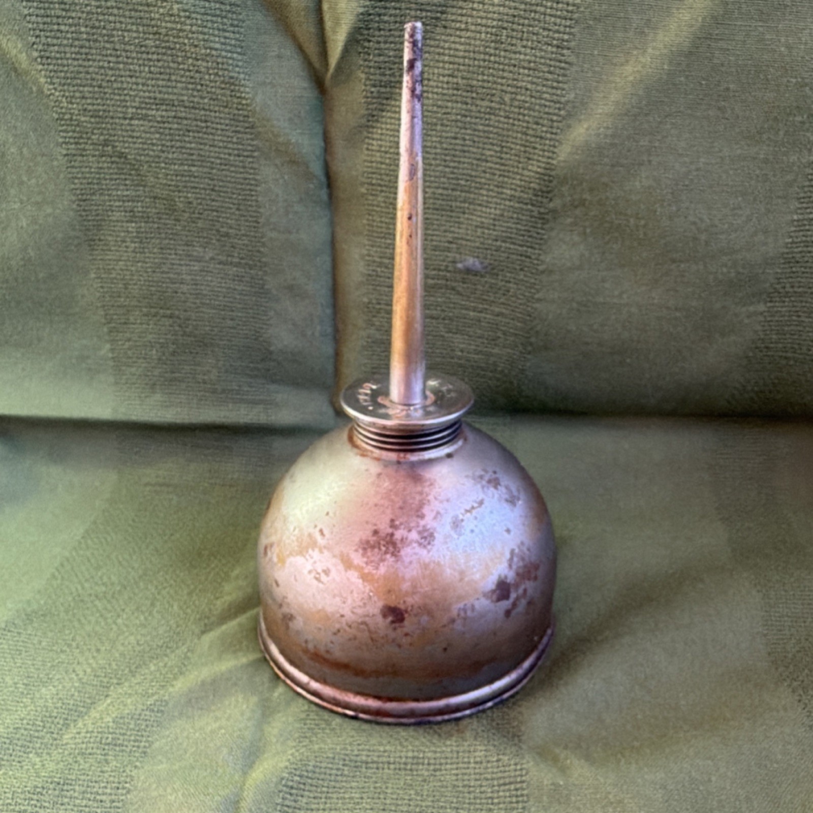Eagle Vintage Metal Oil Can Made in USA 5 Inch Tall 3 Inch Diameter Collectible