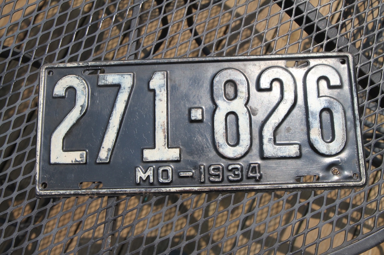 Original 1934 Missouri License Plate, 271-826