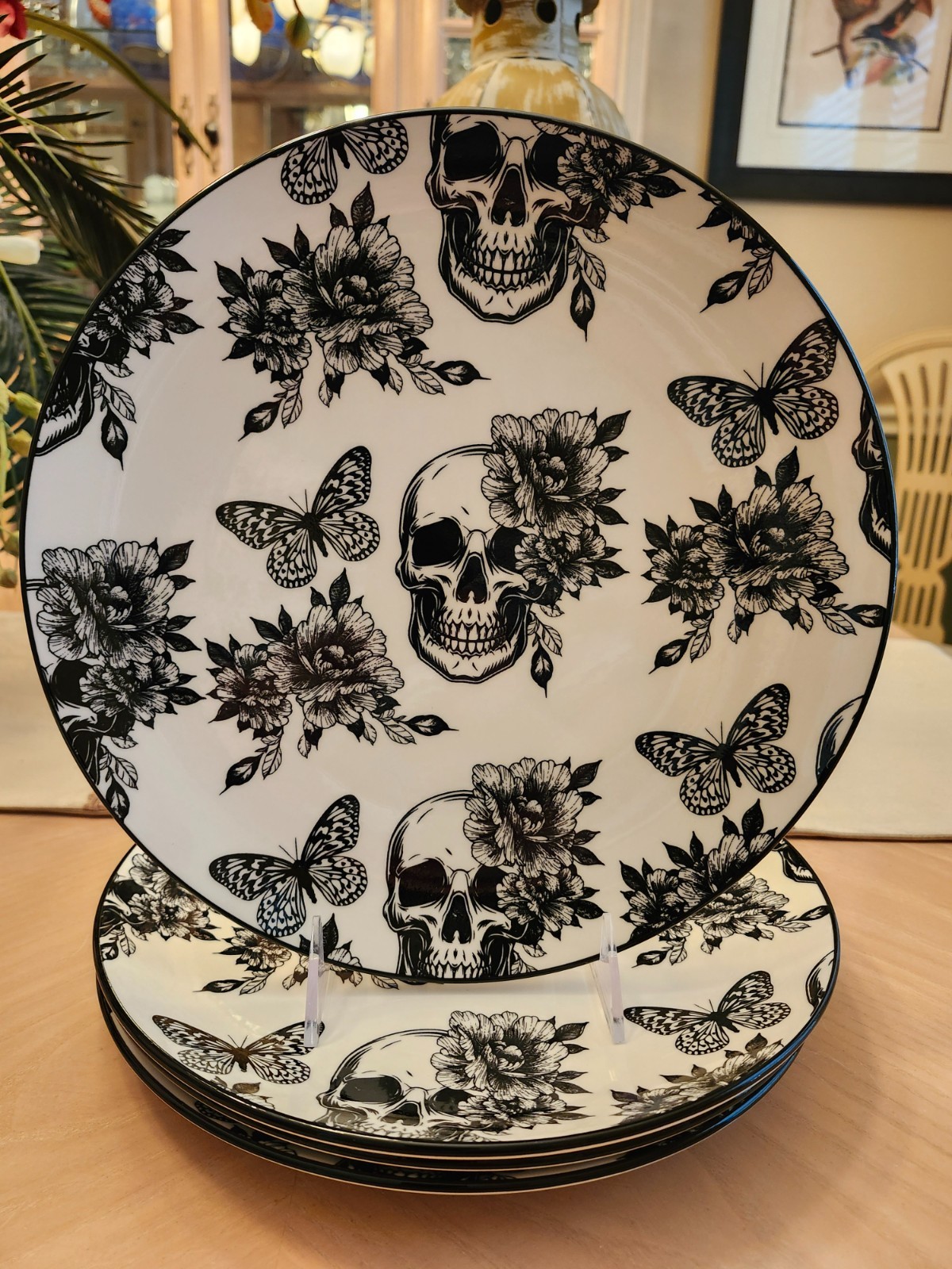 ZRIKE HALLOWEEN SKULL BUTTERFLY FLORAL SET OF 4 CERAMIC DINNER PLATES GOTHIC NEW