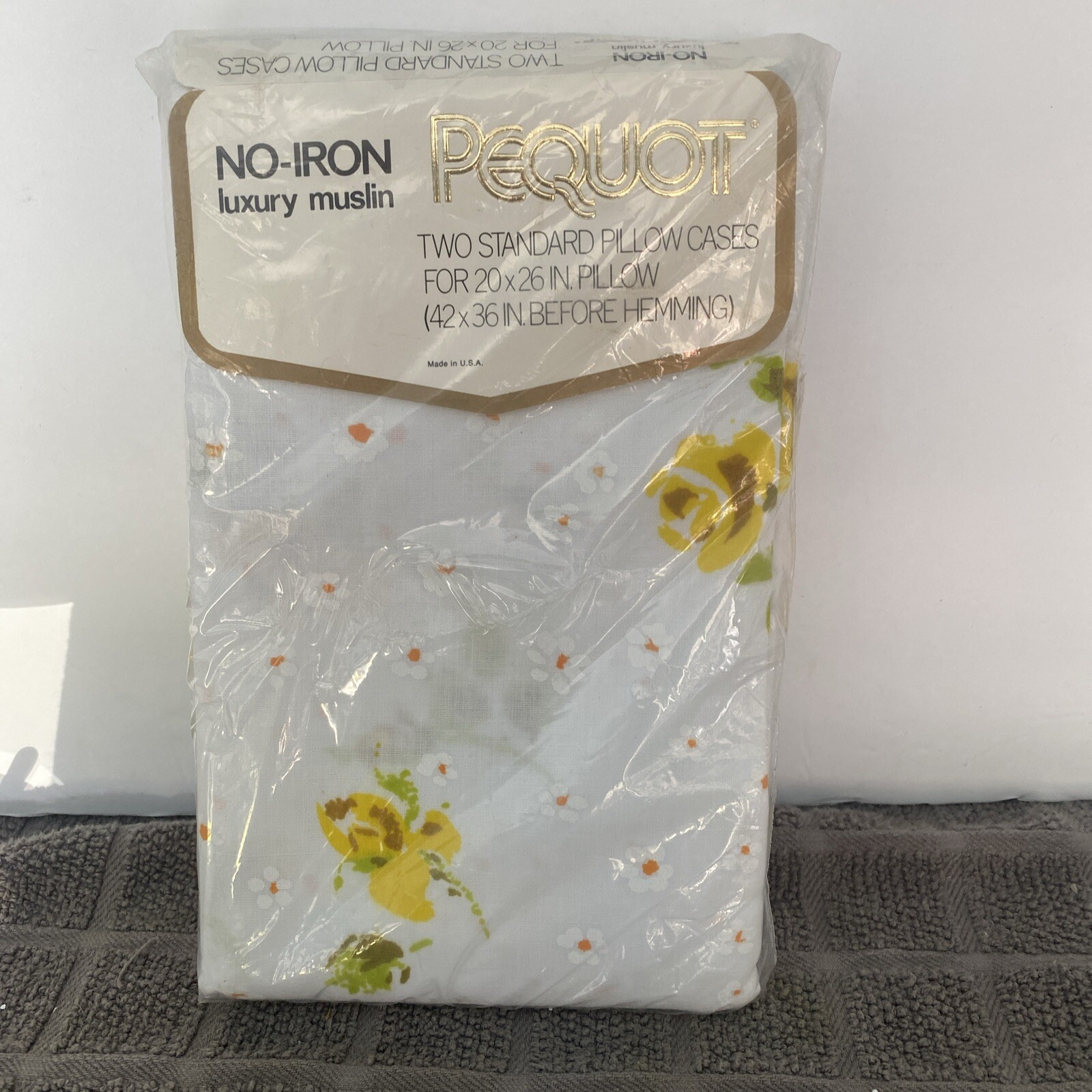 Vintage PEQUOT Standard Pillowcases, No-Iron Luxury Muslin, USA Floral Pattern Vintage PEQUOT Standard Pillowcases, No-Iron Luxury Muslin, USA Floral Pattern