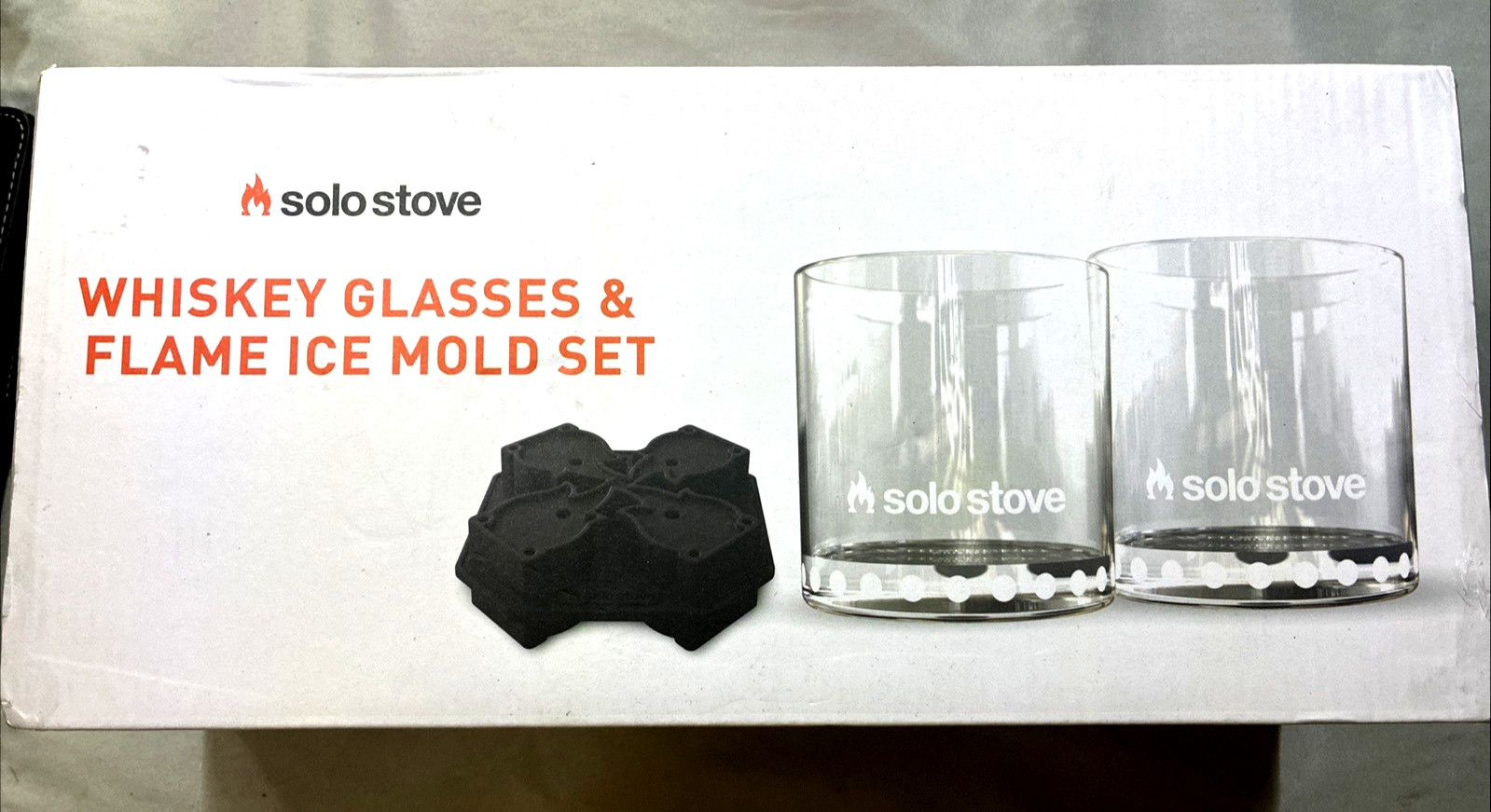 Solo Stove Pair of whiskey glasses and Flame ice mold set New Open box very Nice