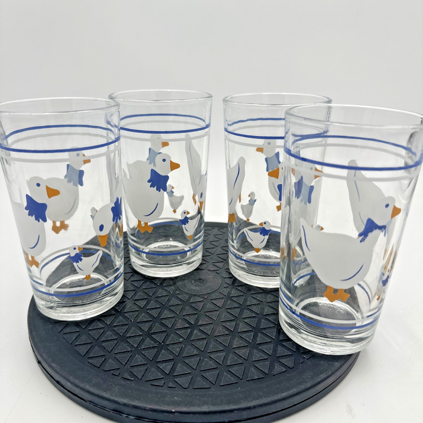 Vintage Firna Country Goose Blue Ribbon Glass Tumblers Set of 4 Vintage Firna Country Goose Blue Ribbon Glass Tumblers Set of 4