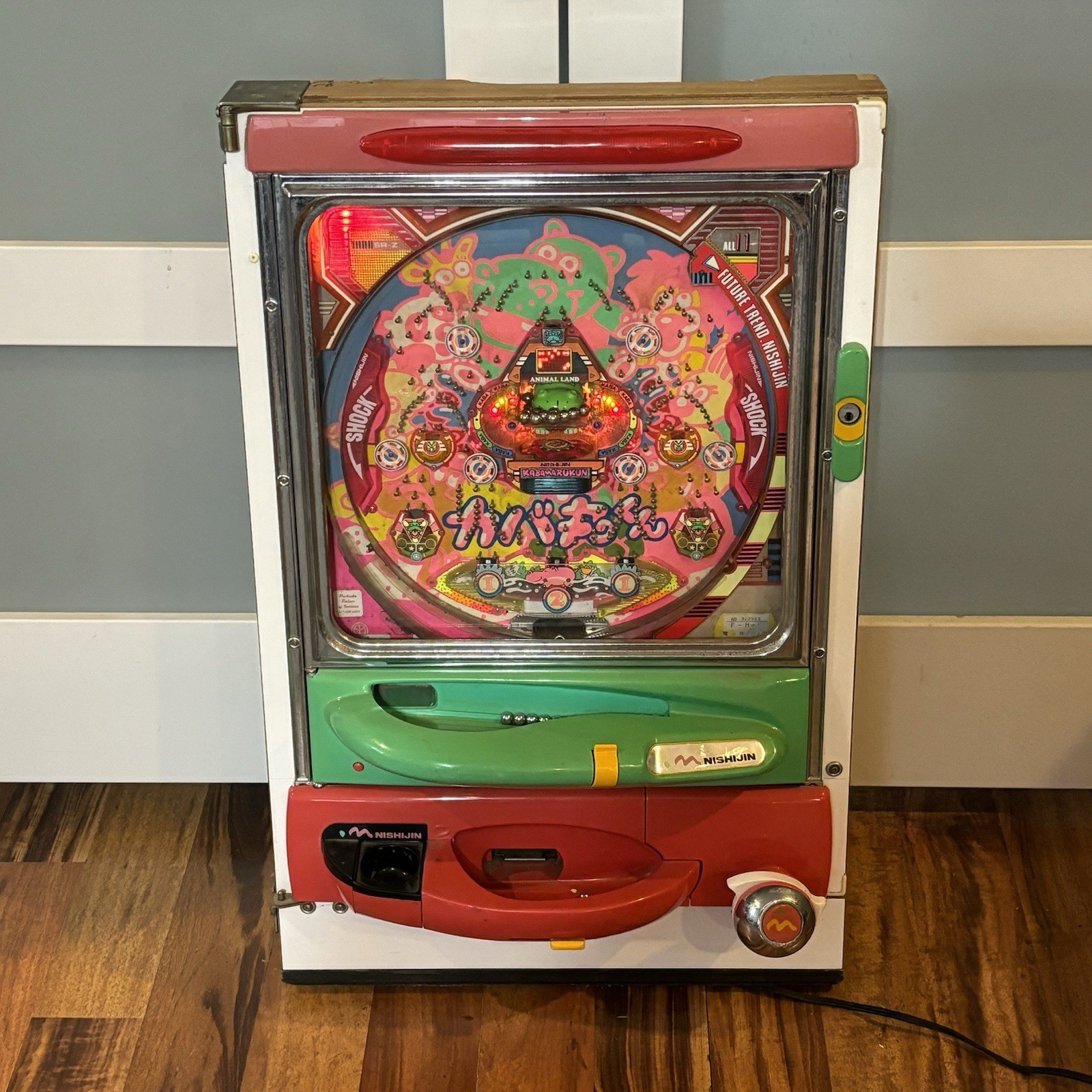 Vintage Nishijin pachinko machine Model: Kabamarukun Animal Land Needs TLC