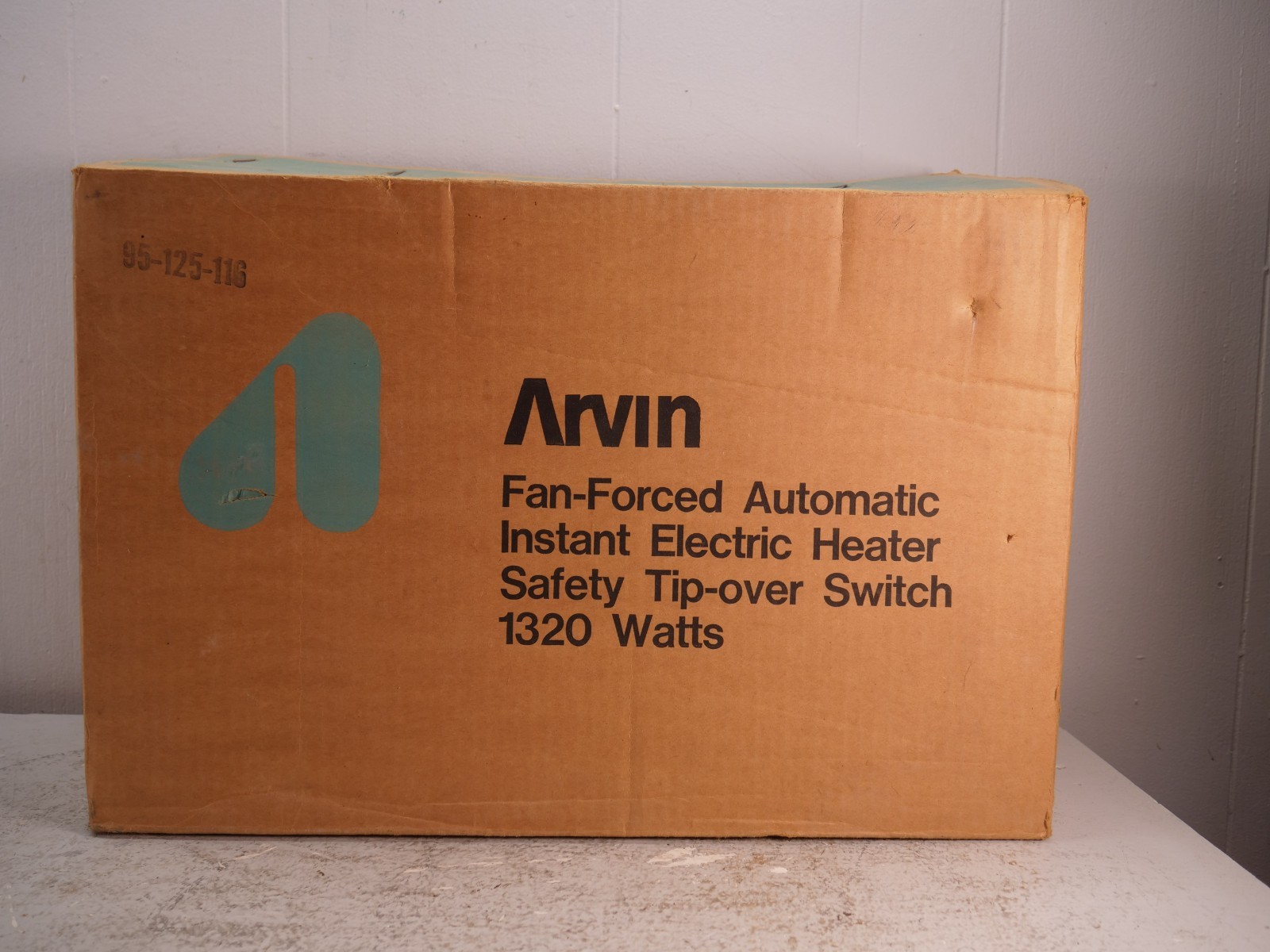Vintage Gold Yellow Arvin MCM Space Heater Fan Model 30H23 Vintage Gold Yellow Arvin MCM Space Heater Fan Model 30H23