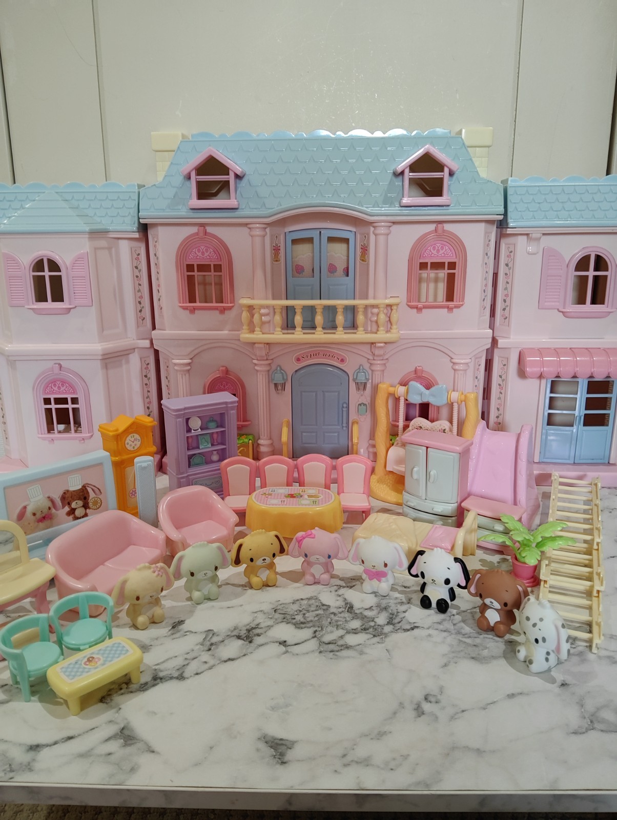 Sanrio Sugar bunnies  Dollhouse sets pink little junk