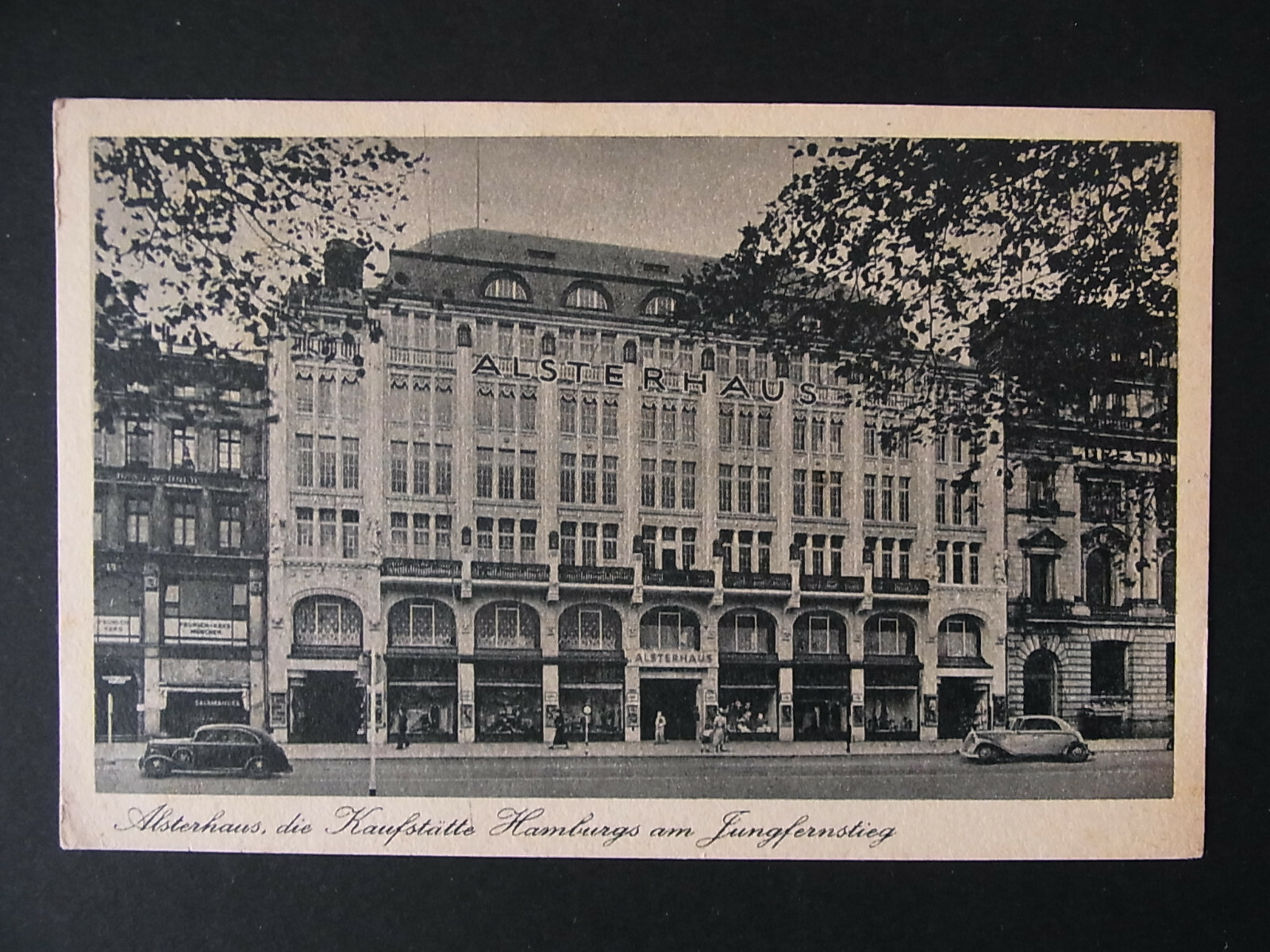 Postcard Alsterhaus the department store Hamburg on Jungfernstieg - 02292