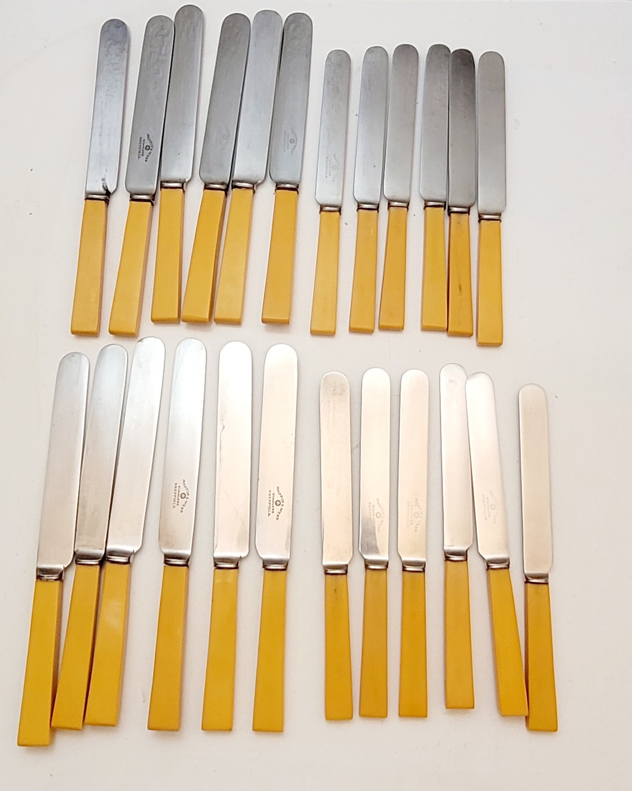 VINTAGE Set Of 24 Knives  MAPPIN & WEBB Butterscotch Sheffield Cutlery Yellow