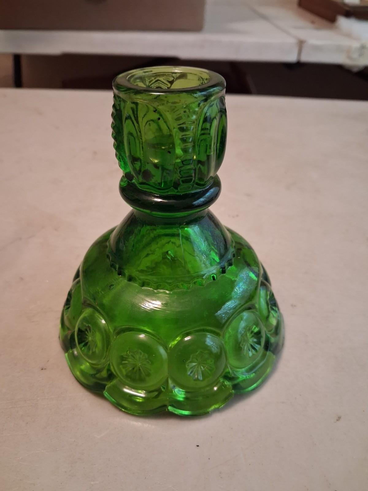 Vintage L.E. SMITH GLASS CANDLESTICK MOON & STARS GREEN