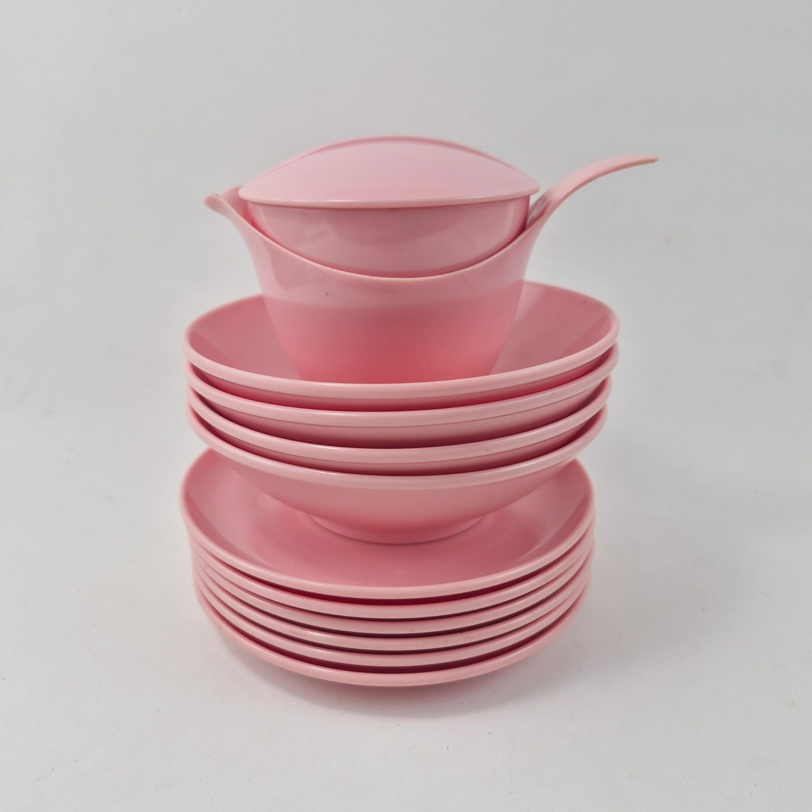 Vintage Boontonware Melmac Mamie MCM Pink Dish Set Bowls Cups Saucers & Creamer