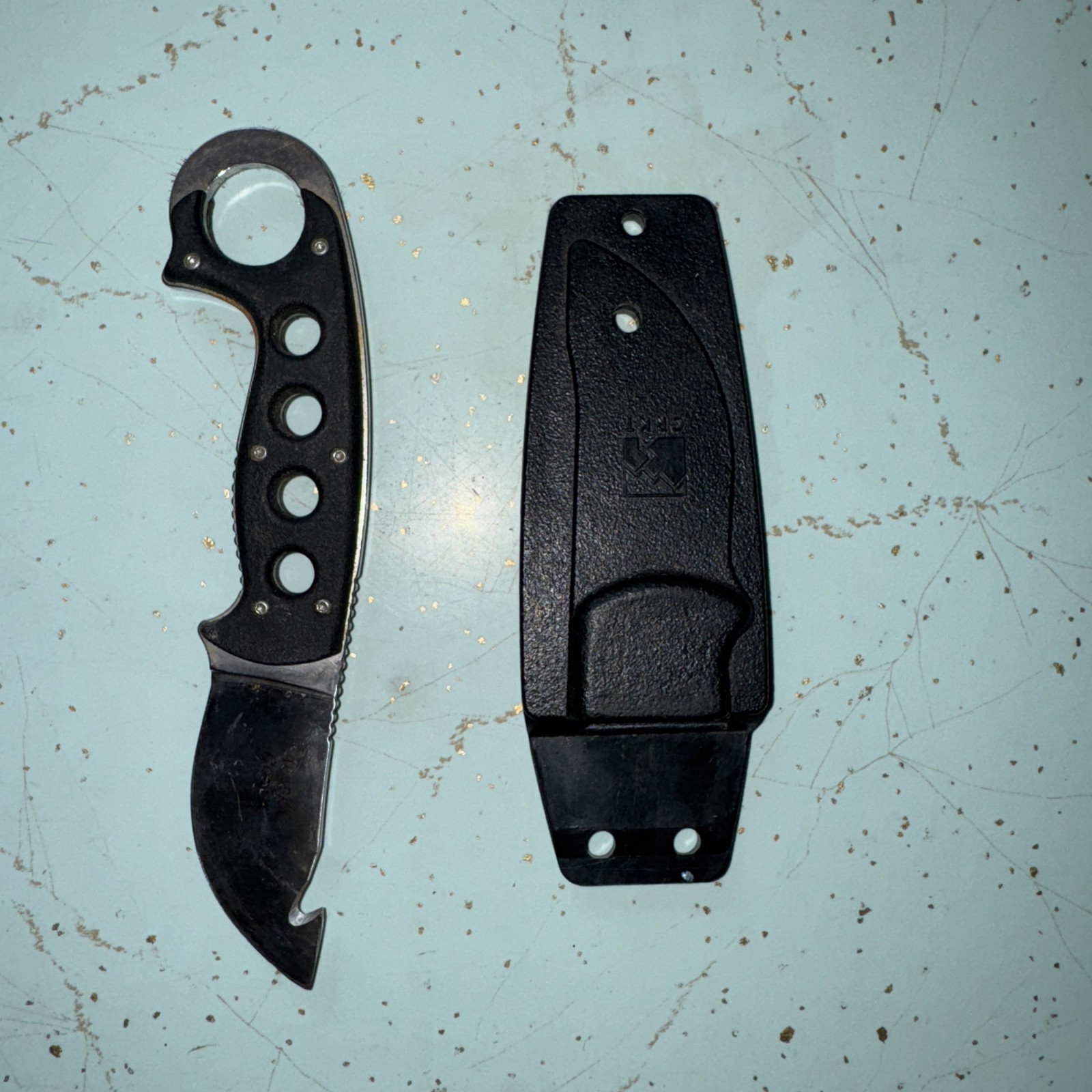 Rare CRKT Alaska Cobuk Fixed Blade Knife W/ Gut Hook USA w/ Sheath Rare CRKT Alaska Cobuk Fixed Blade Knife W/ Gut Hook USA w/ Sheath
