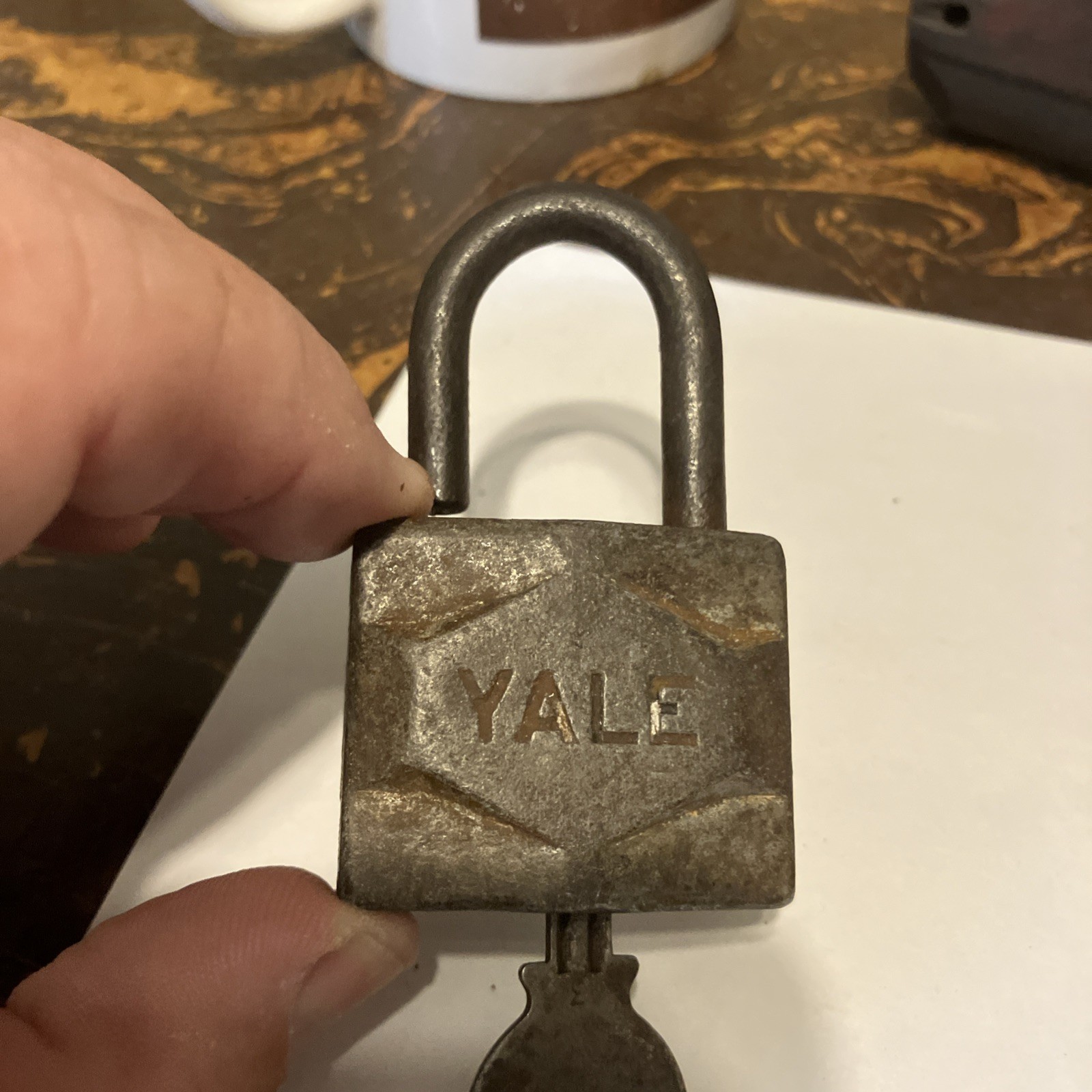 Vintage Yale Padlock with 2 Keys 1930’s Collectible